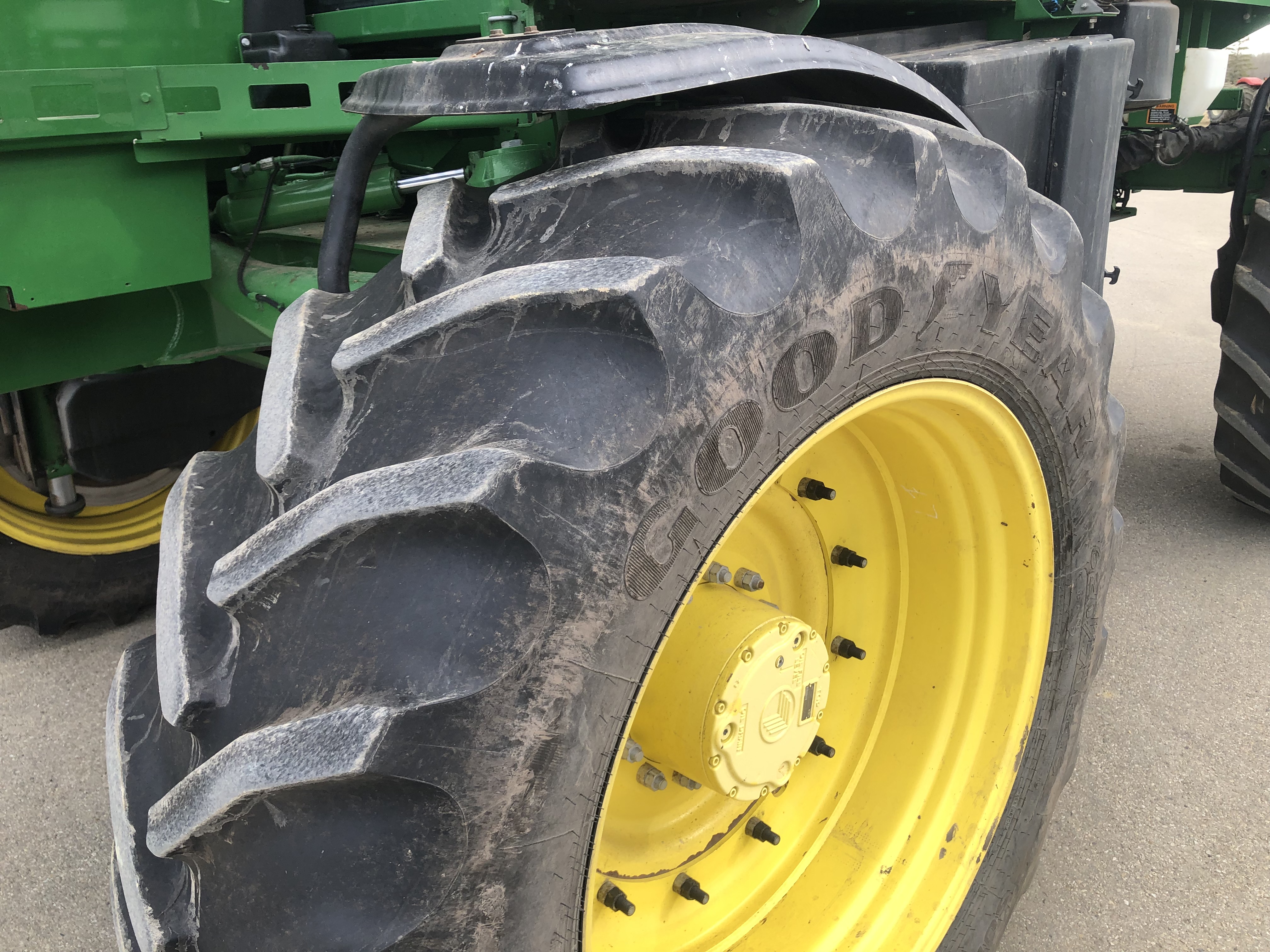 2011 John Deere 4930 Sprayer/High Clearance