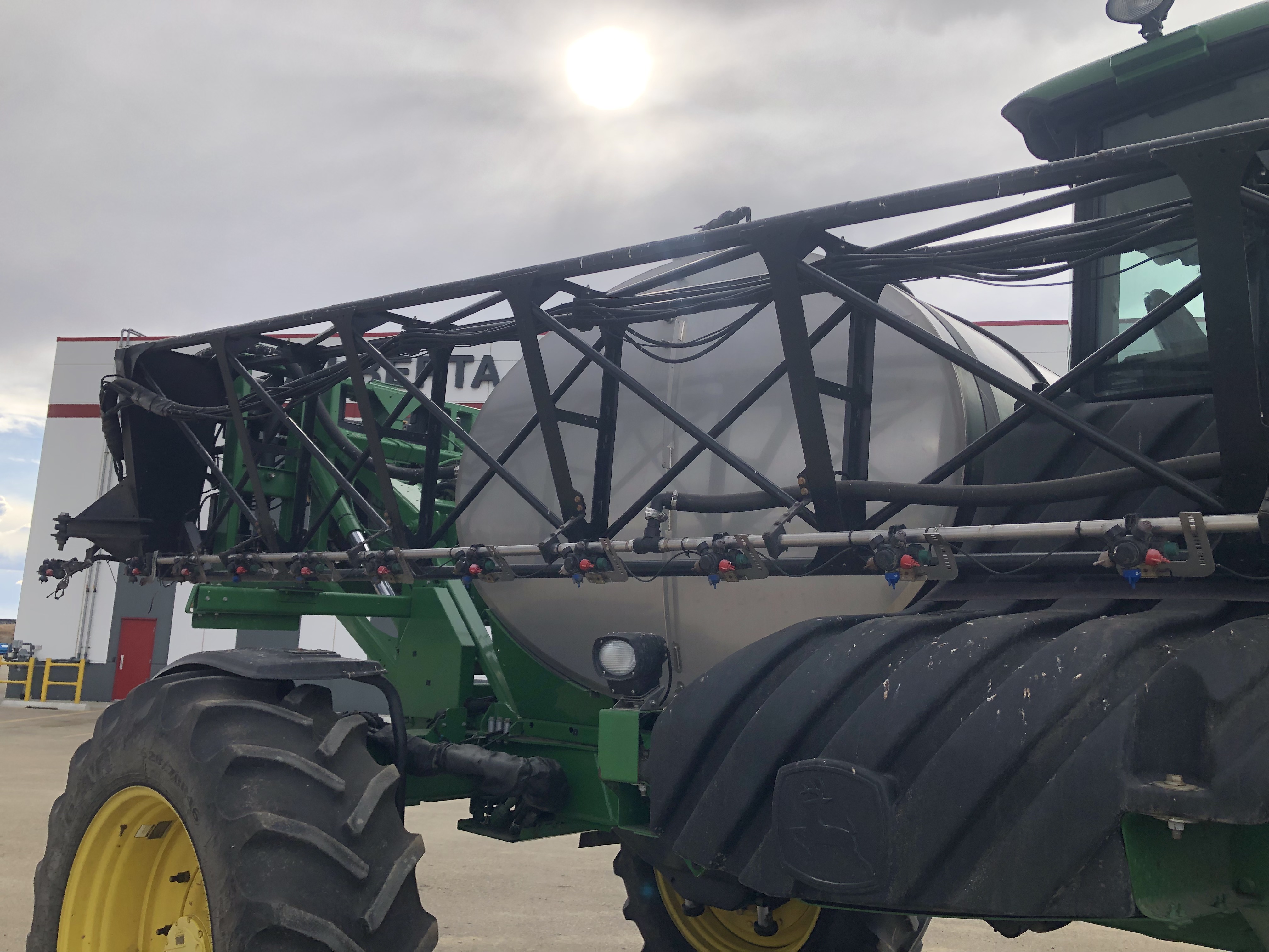 2011 John Deere 4930 Sprayer/High Clearance