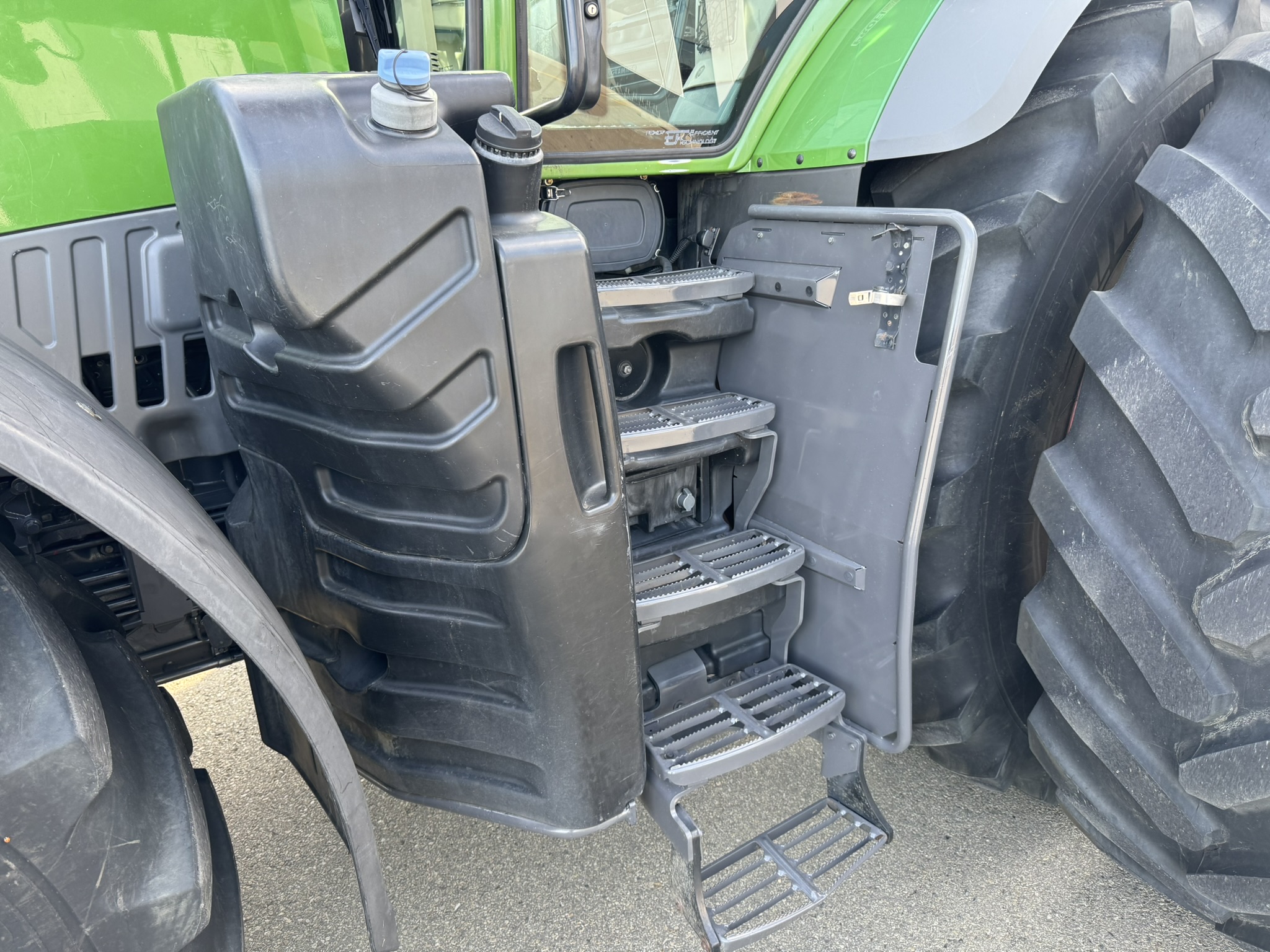 2016 Fendt 1038 Gen2 Tractor