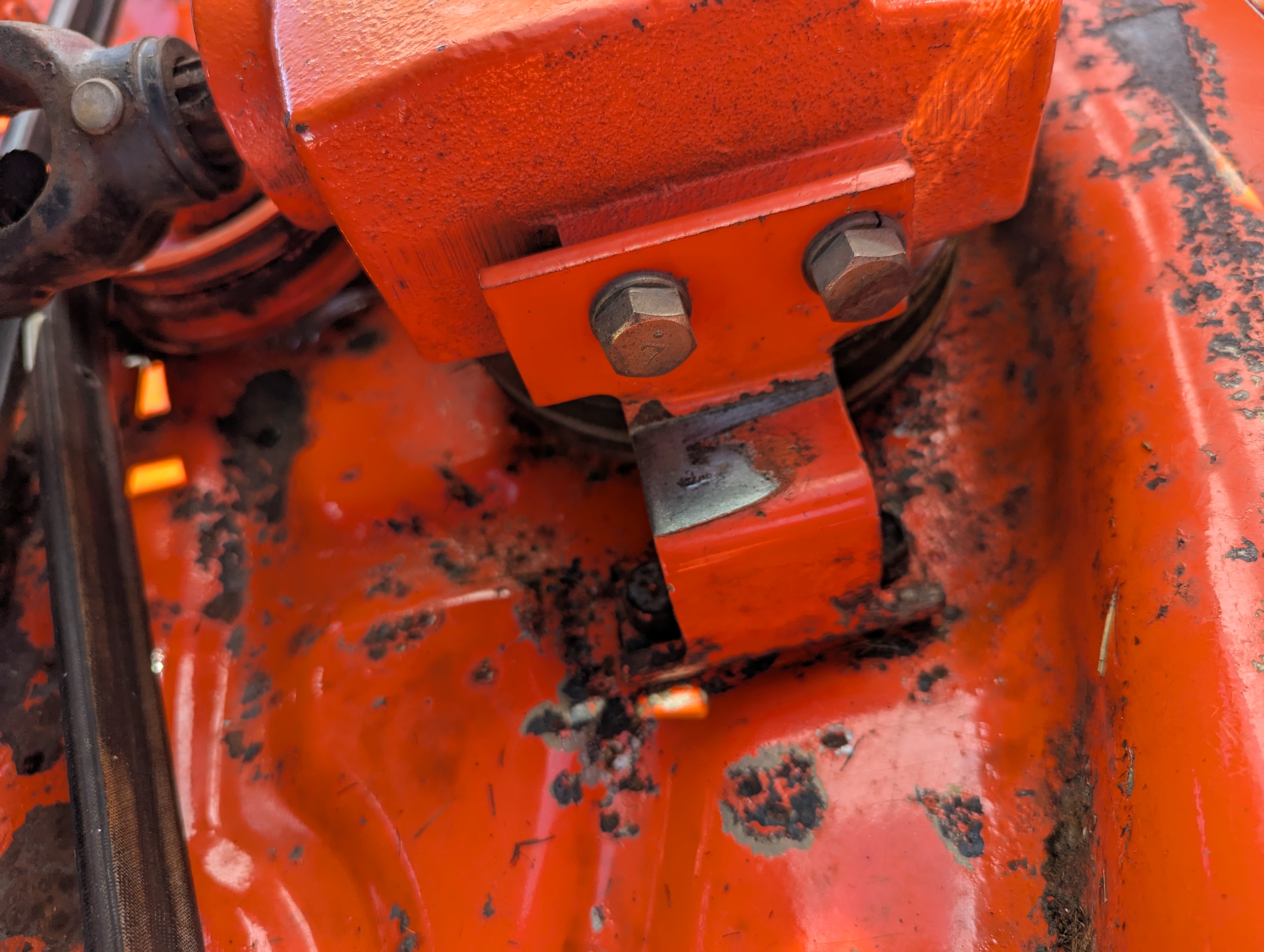 Kubota GF1800 Mower/Front Deck