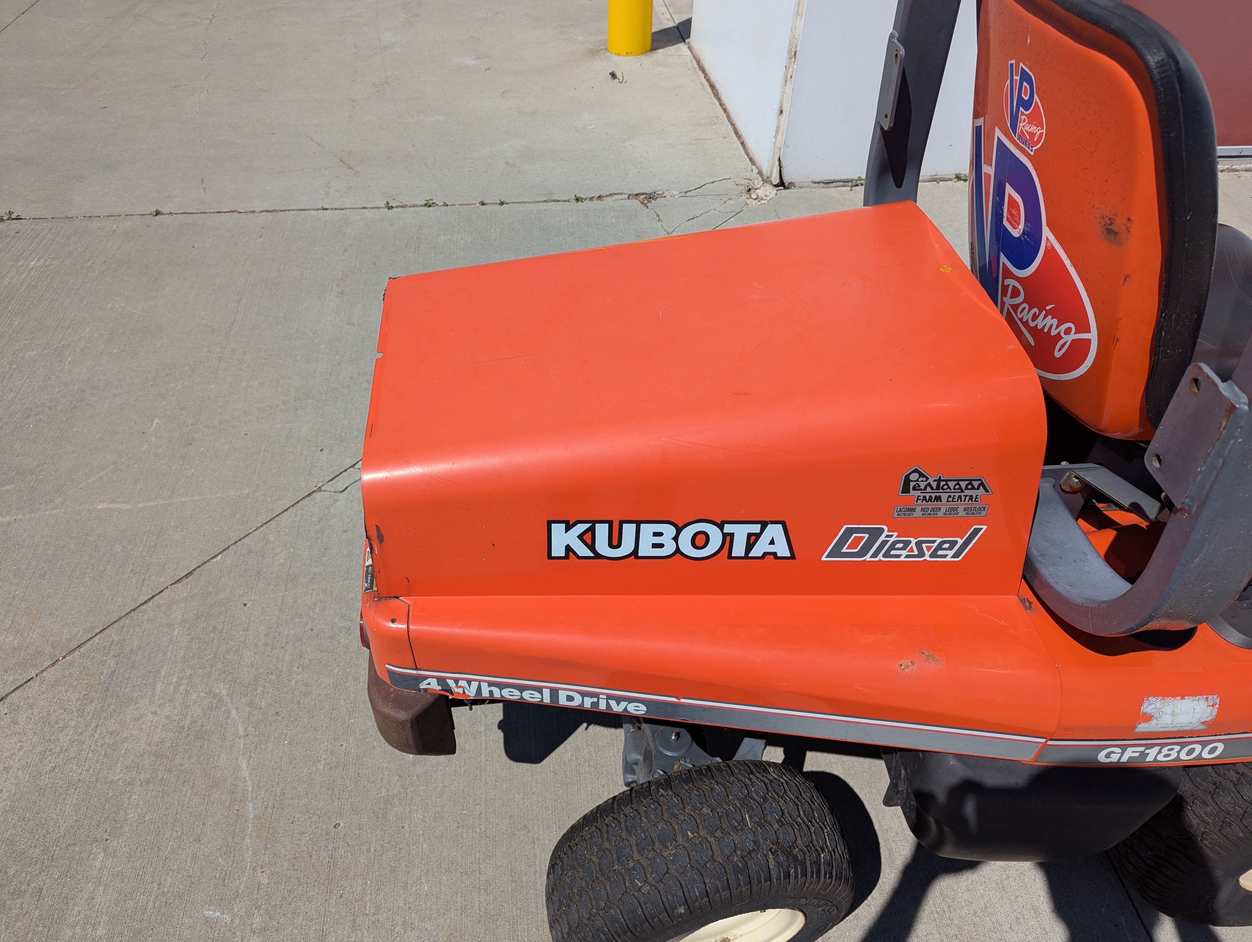 Kubota GF1800 Mower/Front Deck