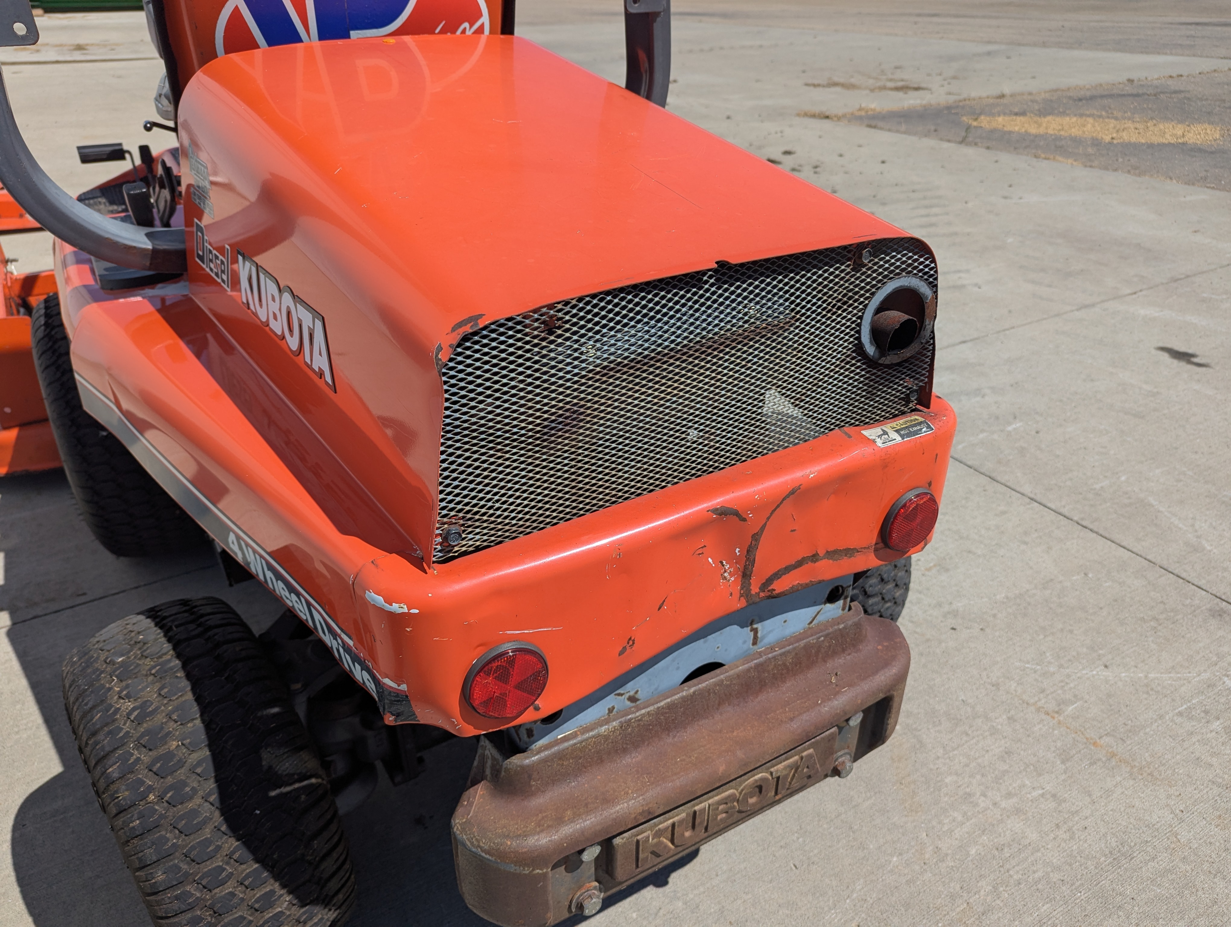 Kubota GF1800 Mower/Front Deck