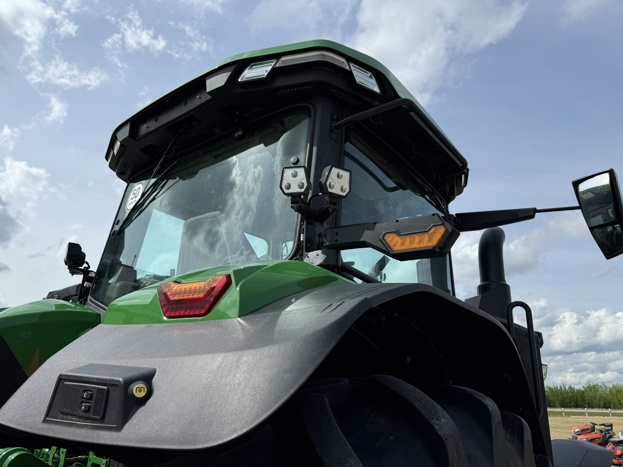 2023 John Deere 7R 310 Tractor