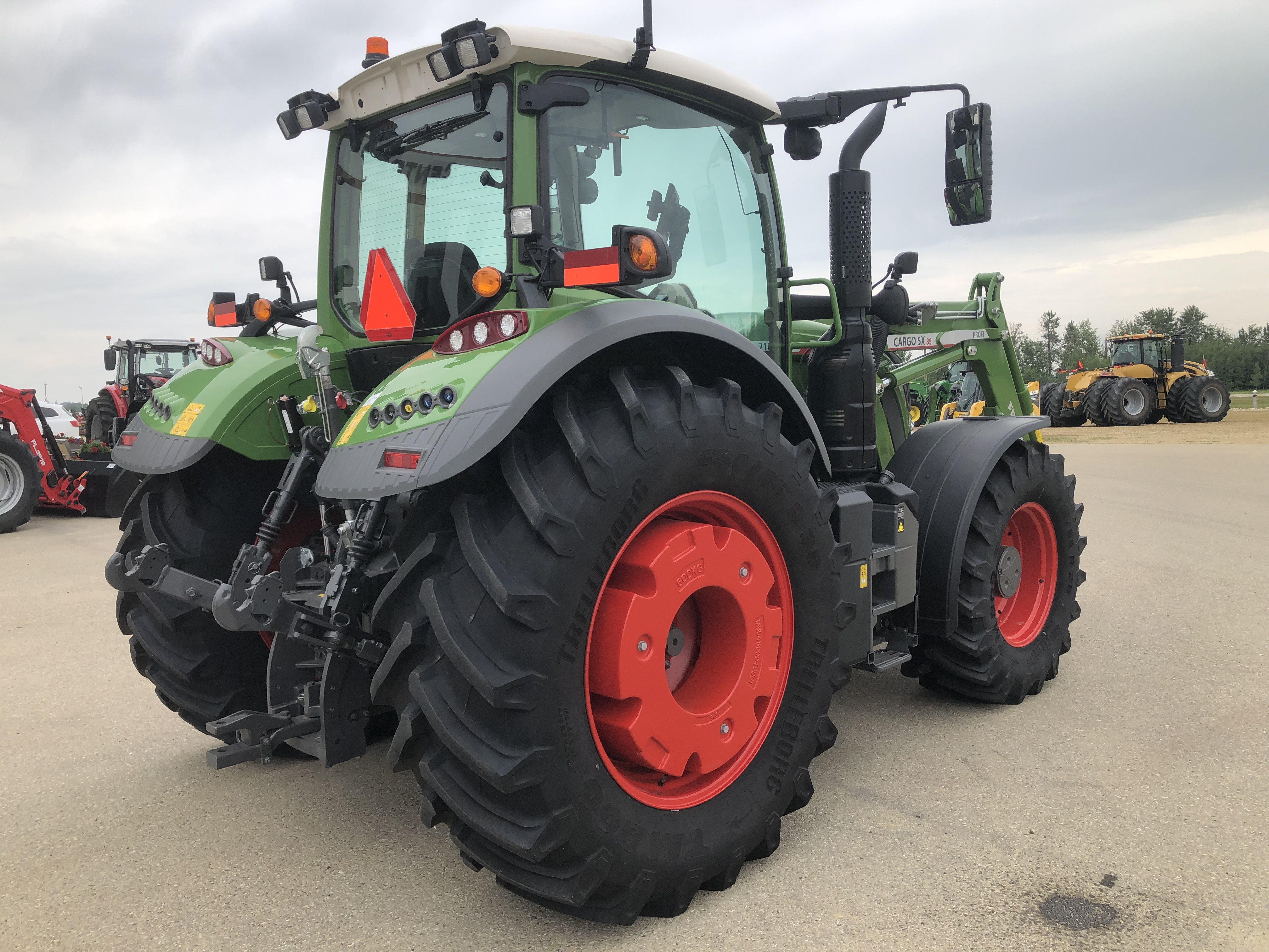 2023 Fendt 718 Gen6 Tractor