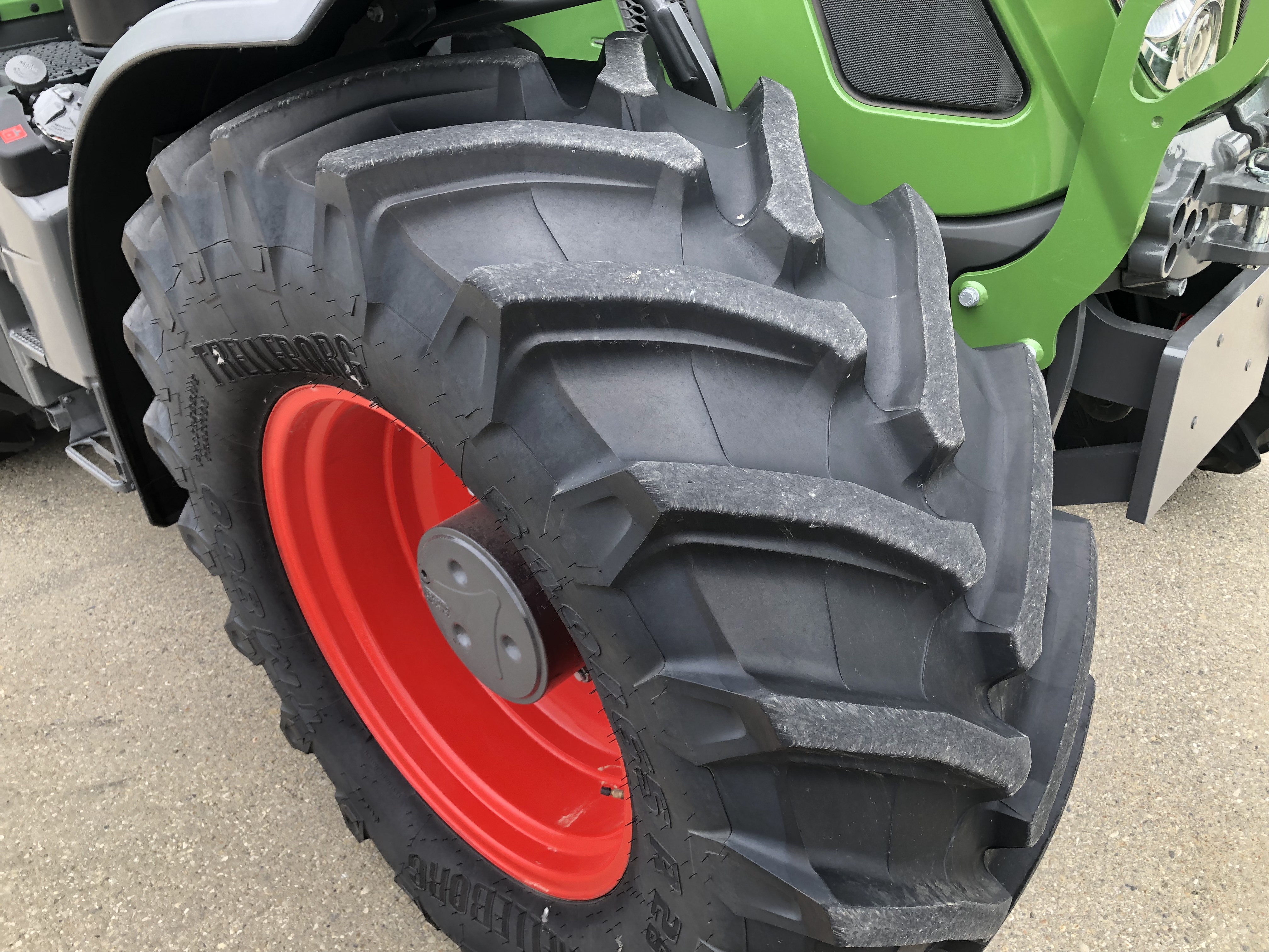 2023 Fendt 718 Gen6 Tractor