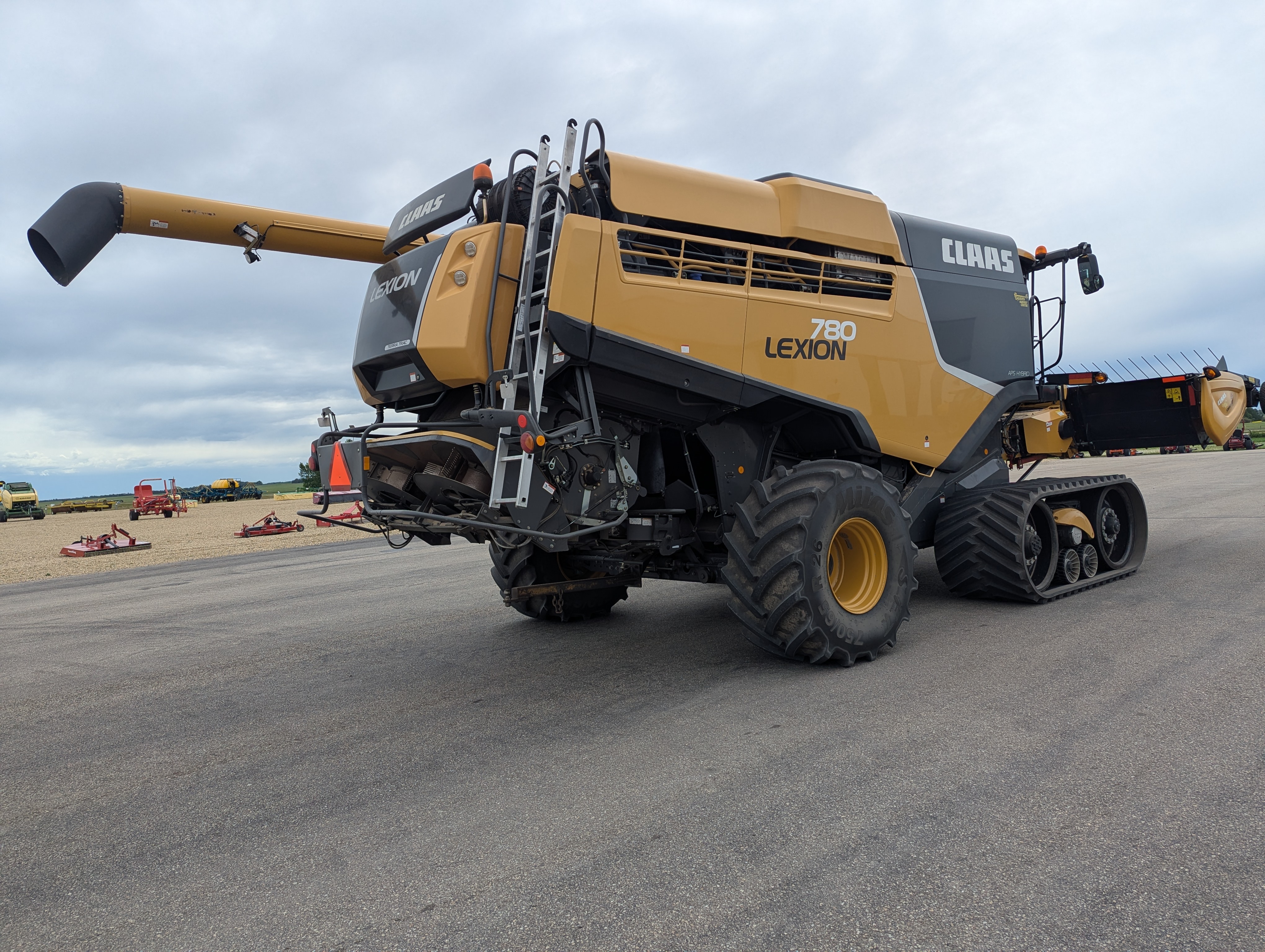 2016 CLAAS 780TT Combine