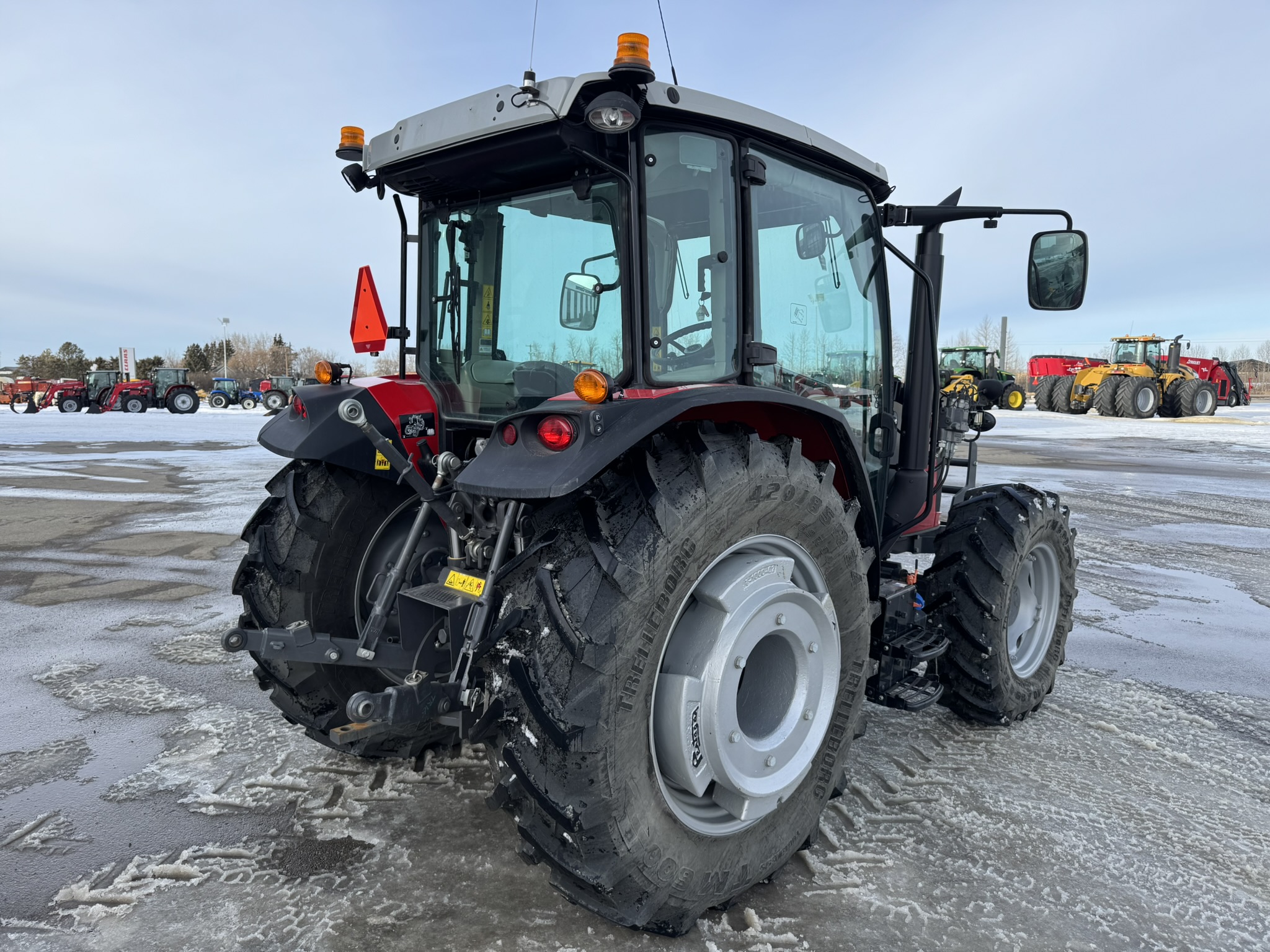 2022 Massey Ferguson 4710 Tractor