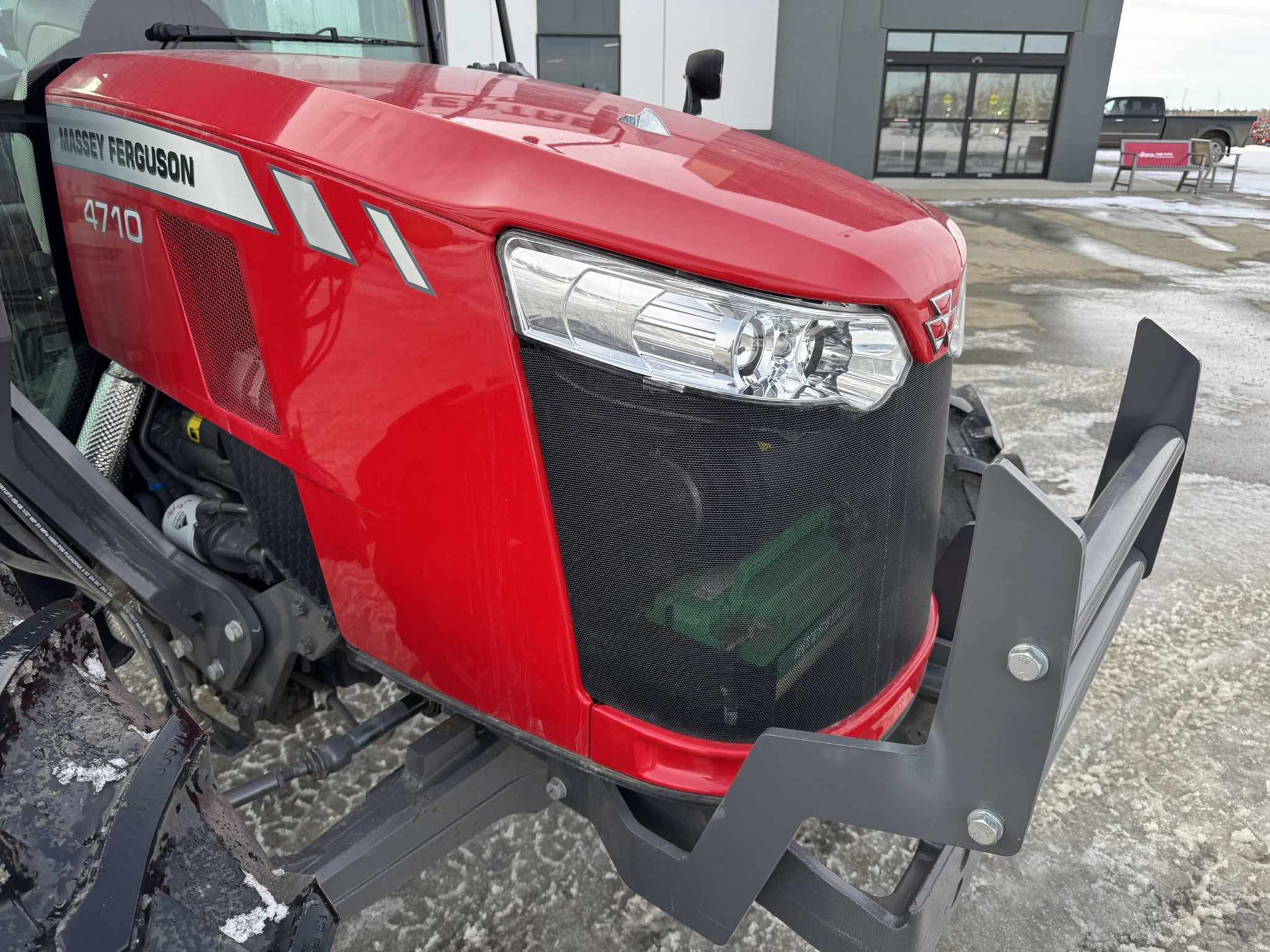 2022 Massey Ferguson 4710 Tractor