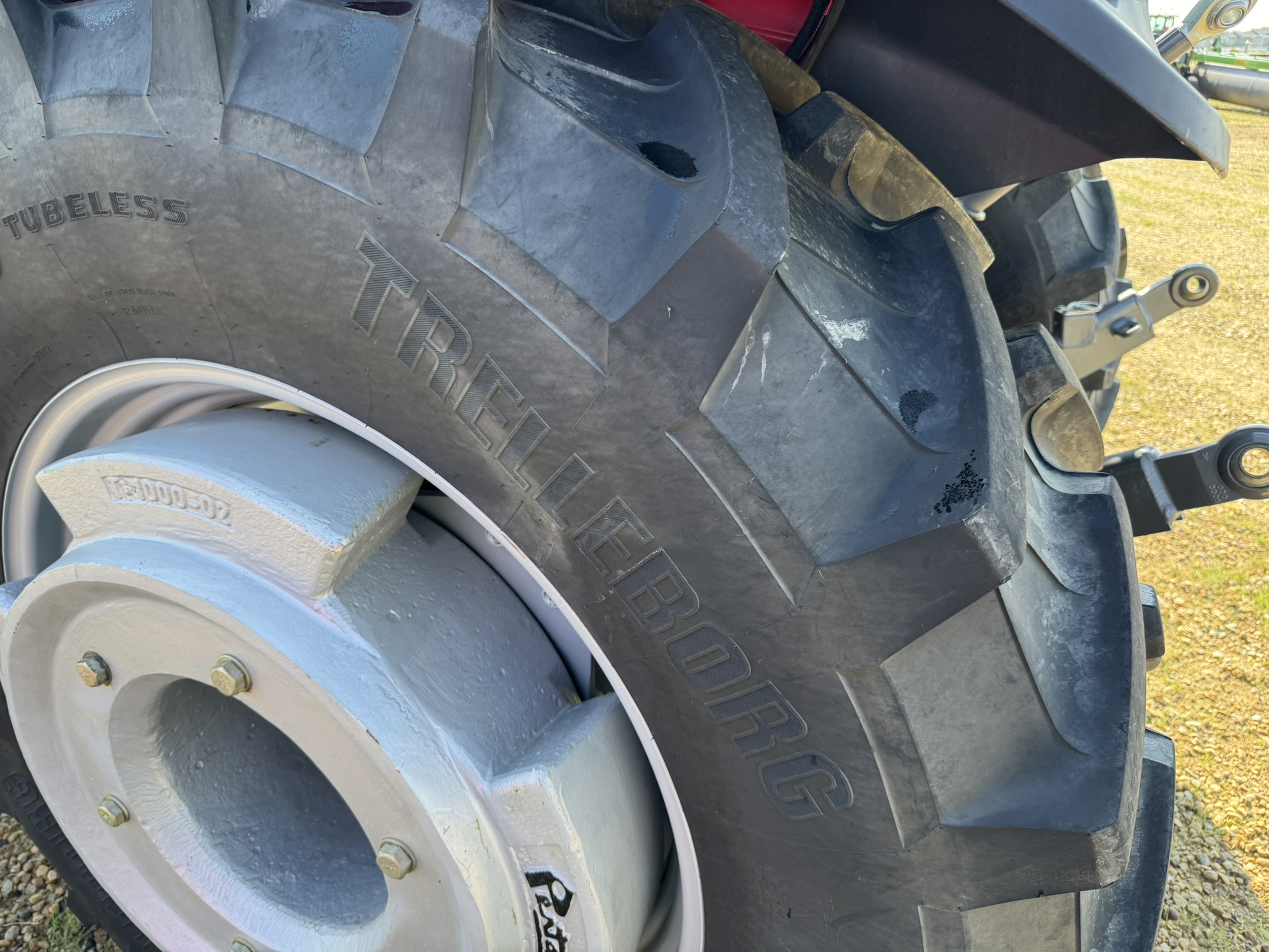 2022 Massey Ferguson 4710 Tractor