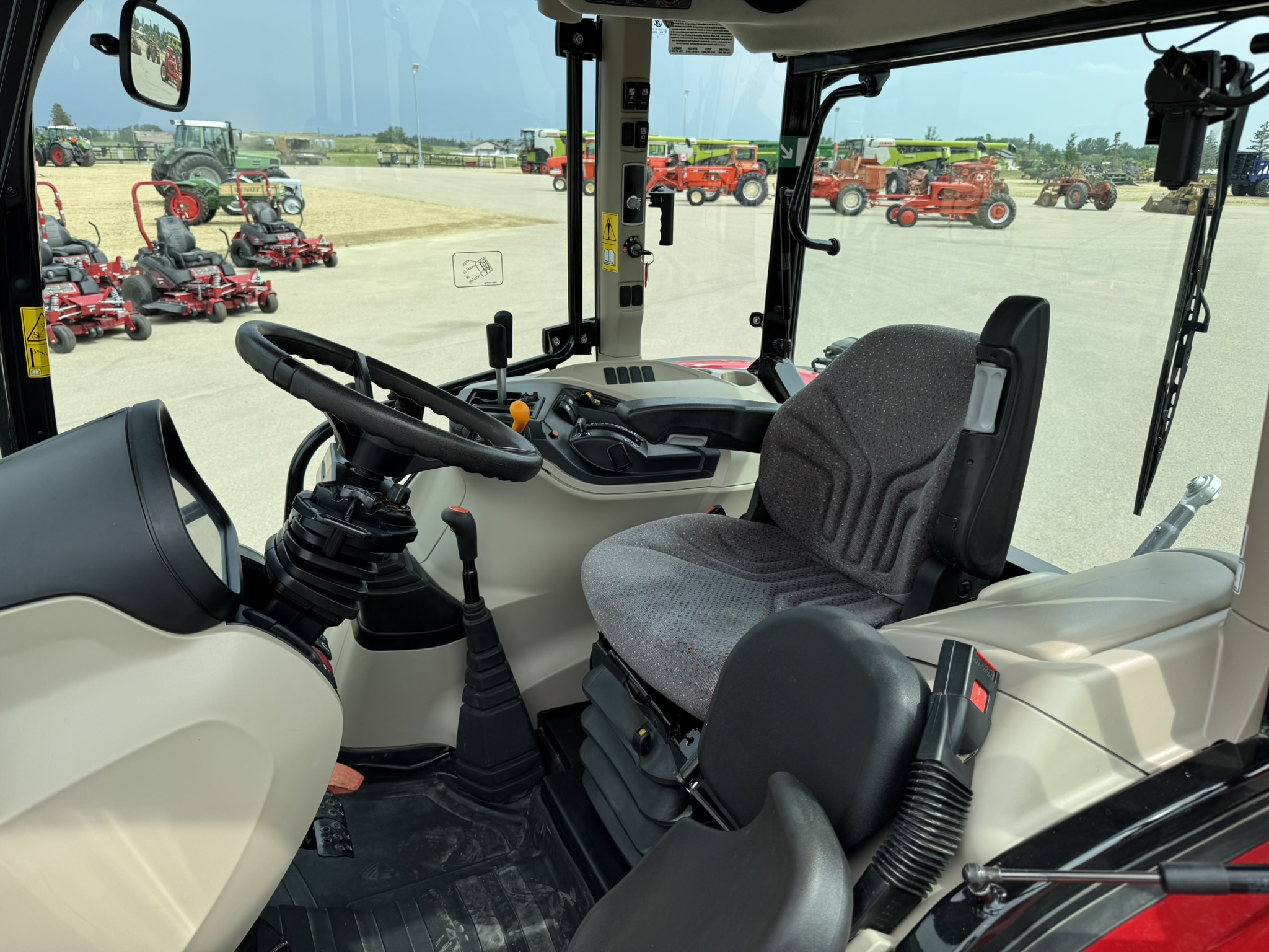 2022 Massey Ferguson 4710 Tractor