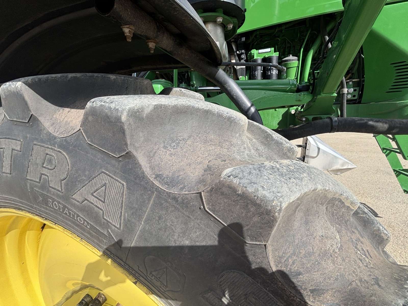 2016 John Deere R4038 Sprayer/High Clearance