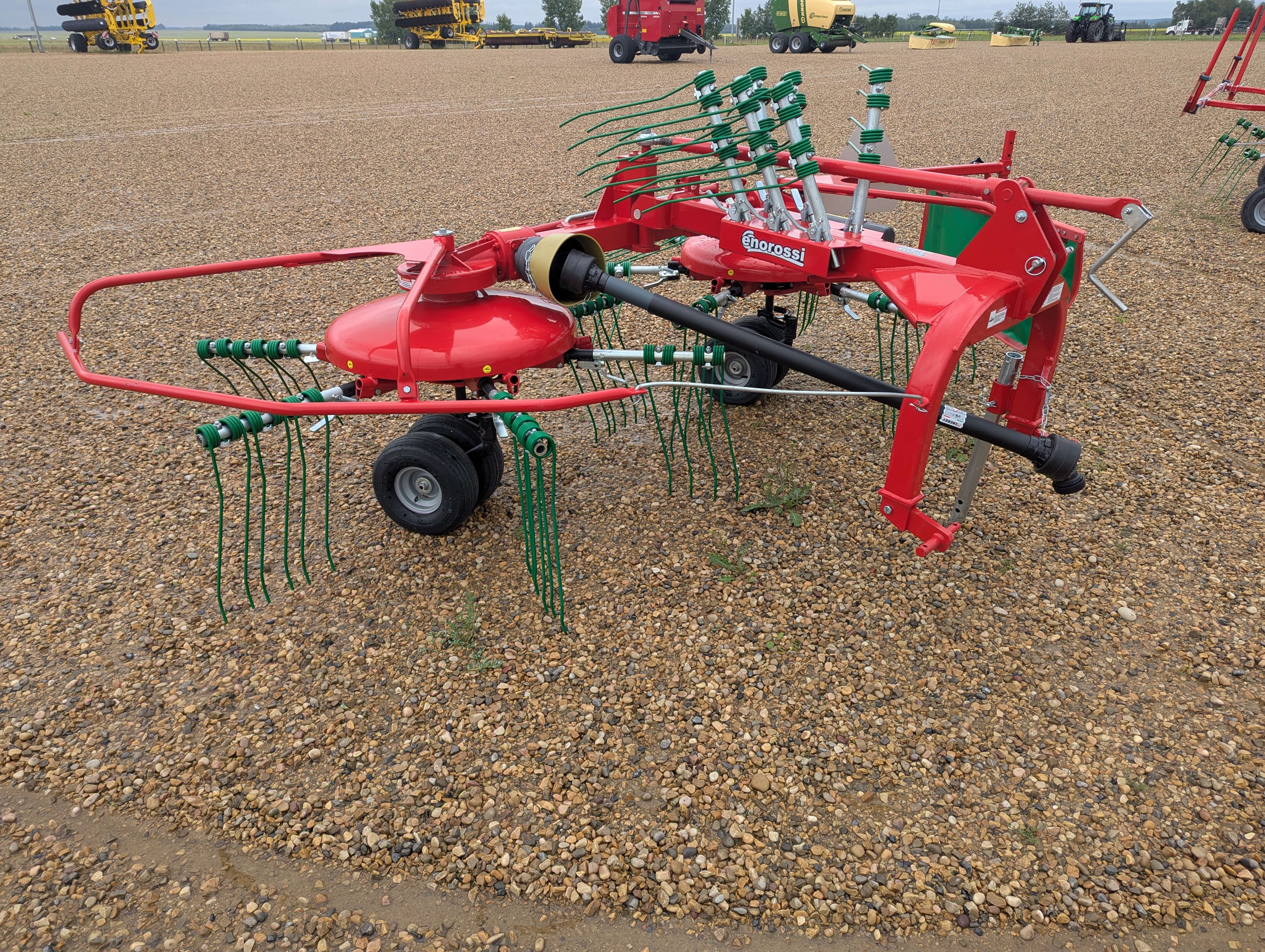 2023 Enorossi DR420 Tedder Rake
