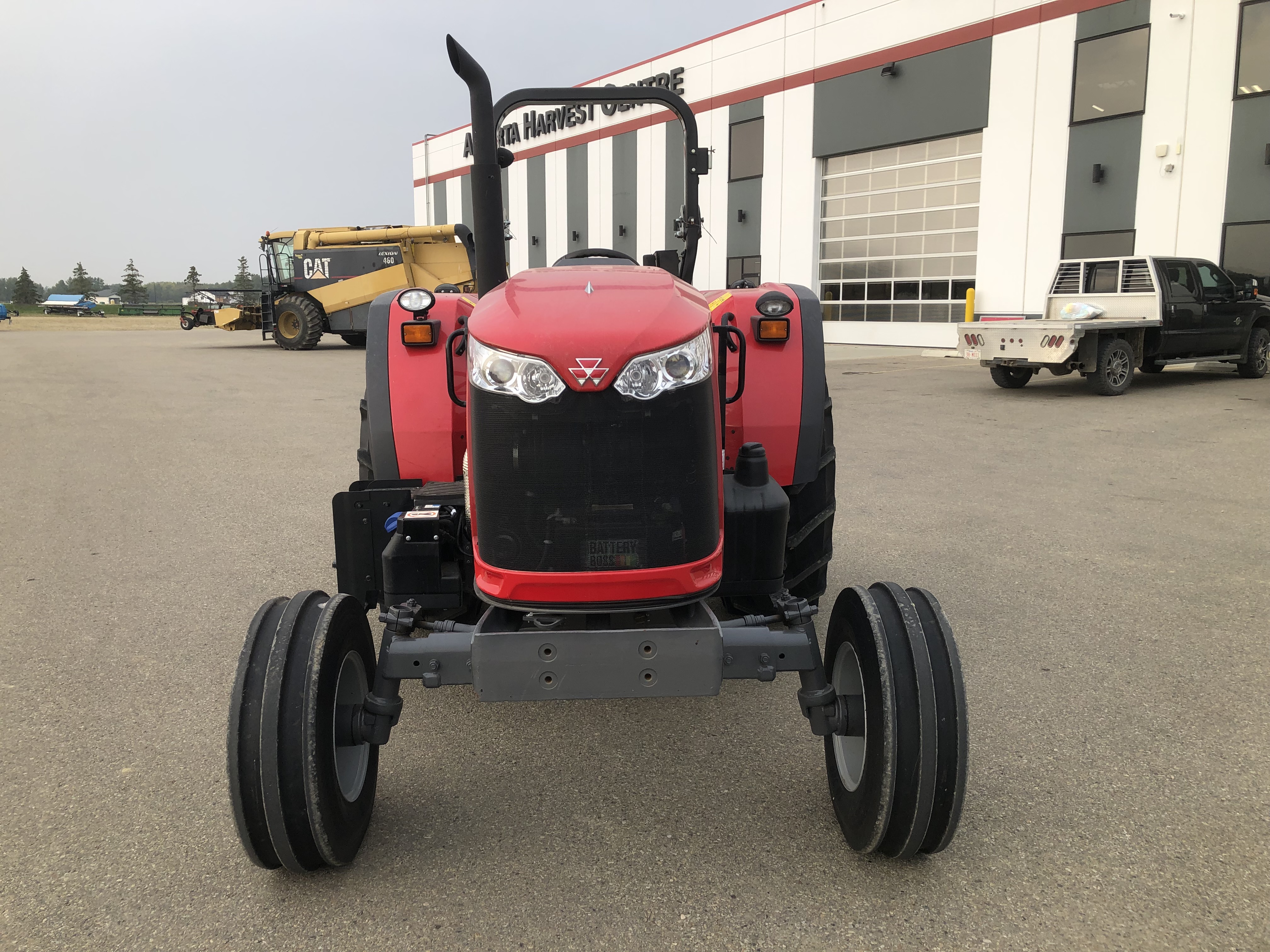 2015 Massey Ferguson 4709 Tractor