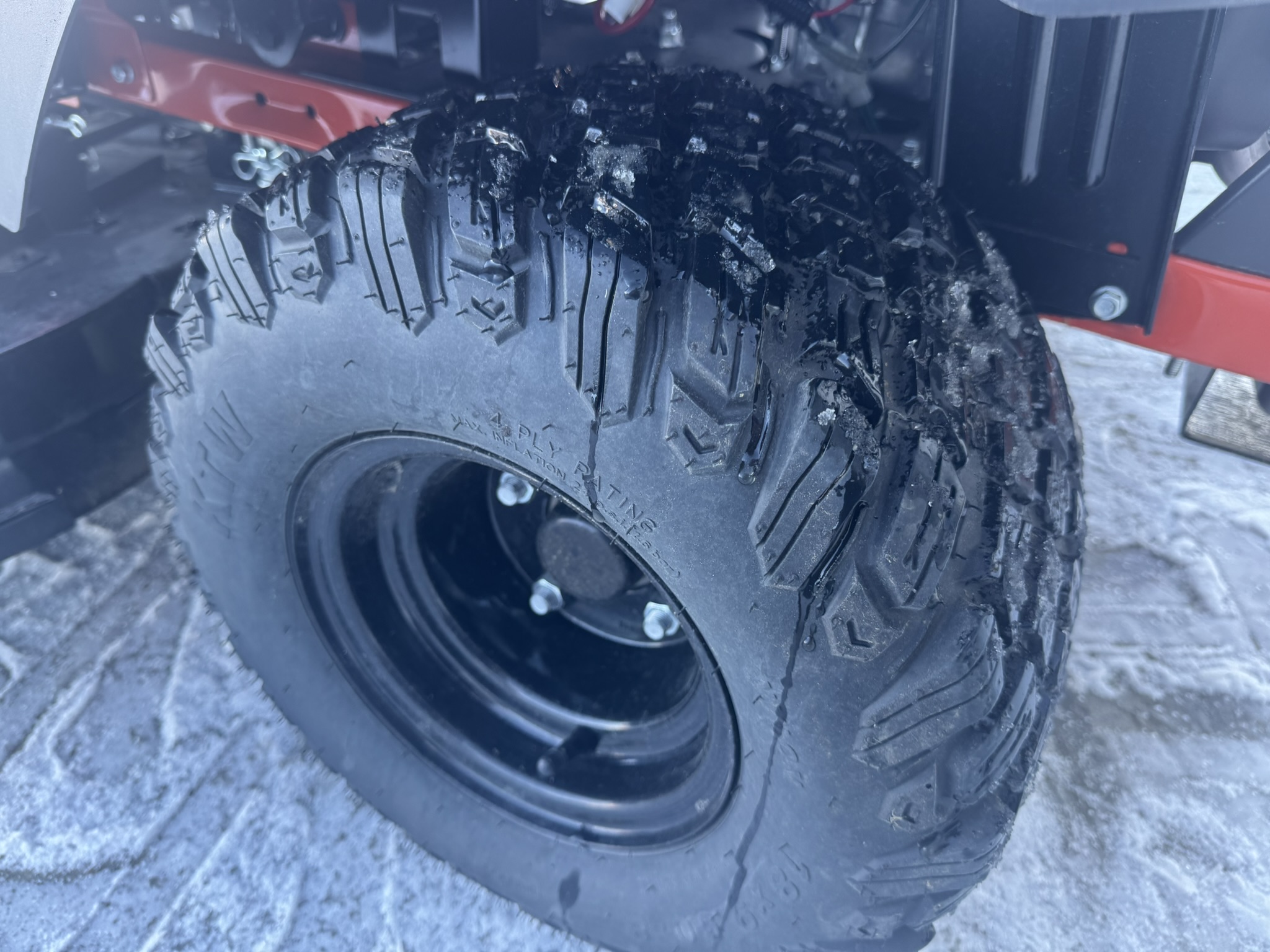 2025 Husqvarna Z254F Mower/Zero Turn