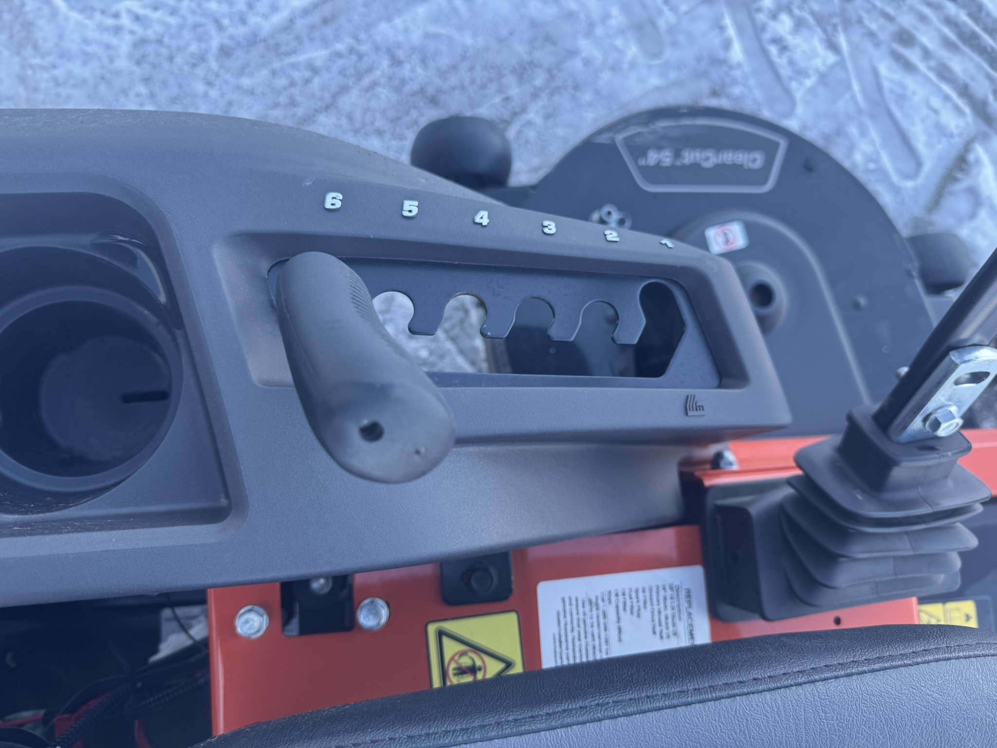 2025 Husqvarna Z254F Mower/Zero Turn