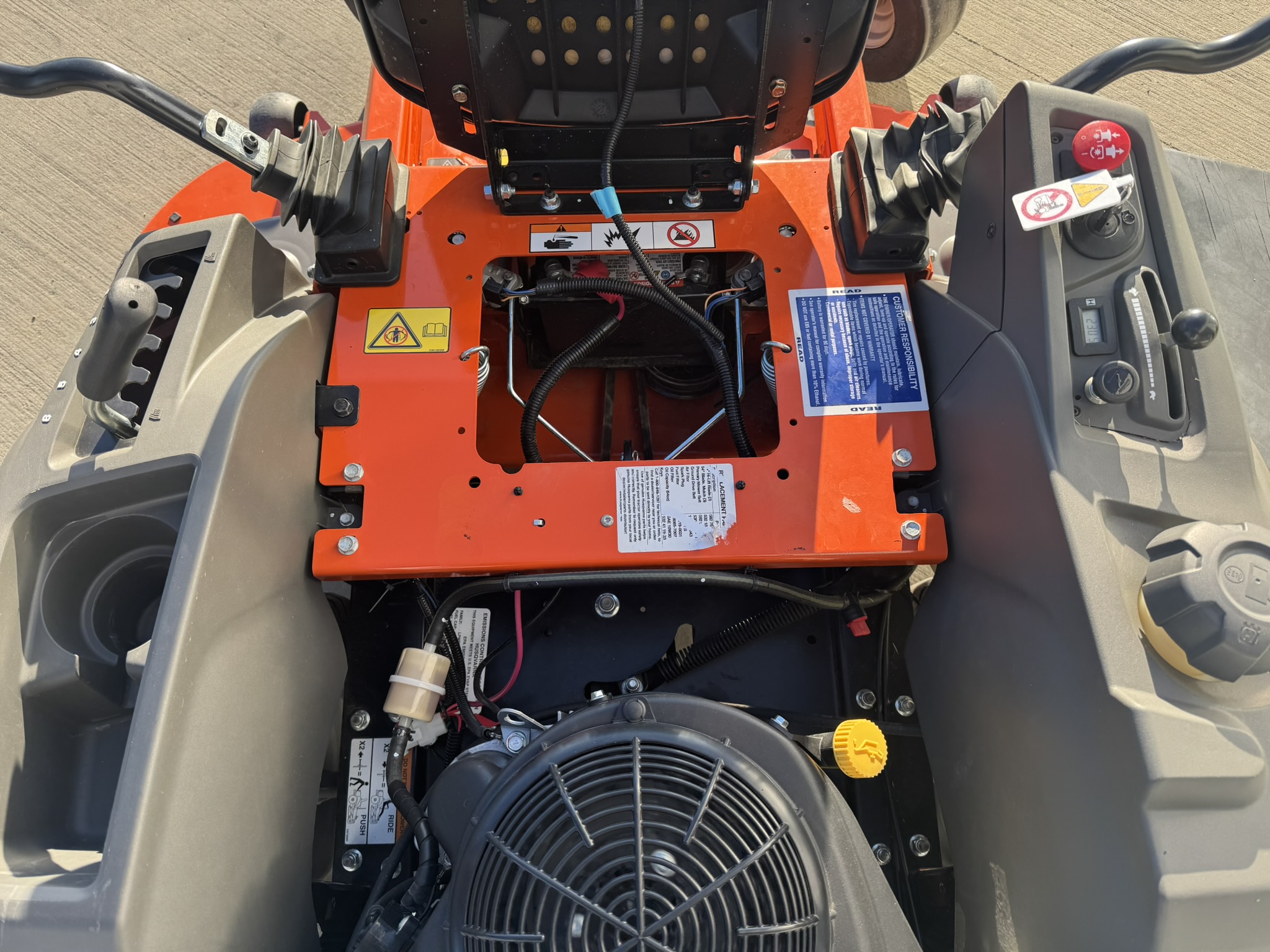 2020 Husqvarna Z254F Mower/Zero Turn