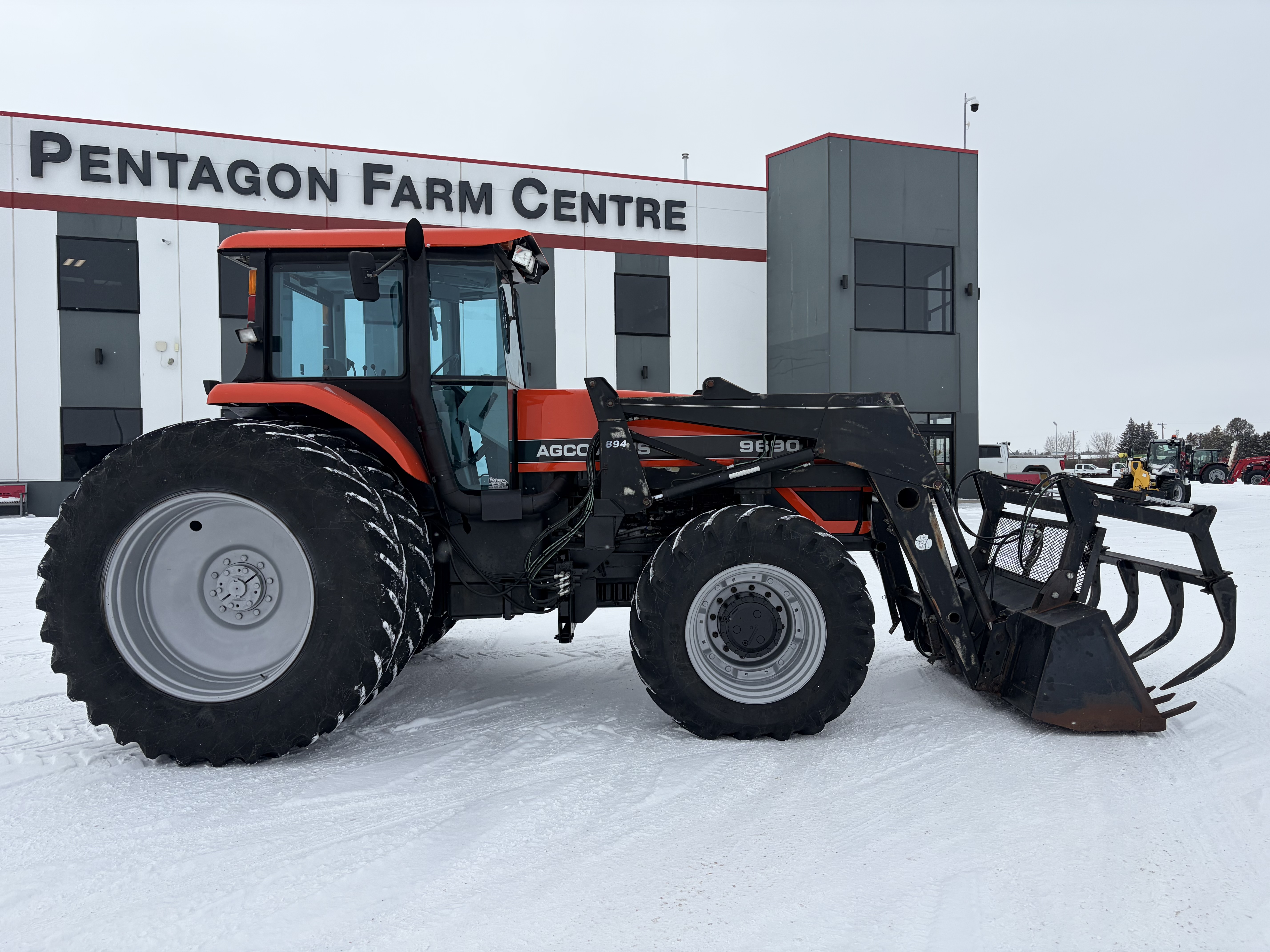 1994 AGCO Allis 9690 Tractor
