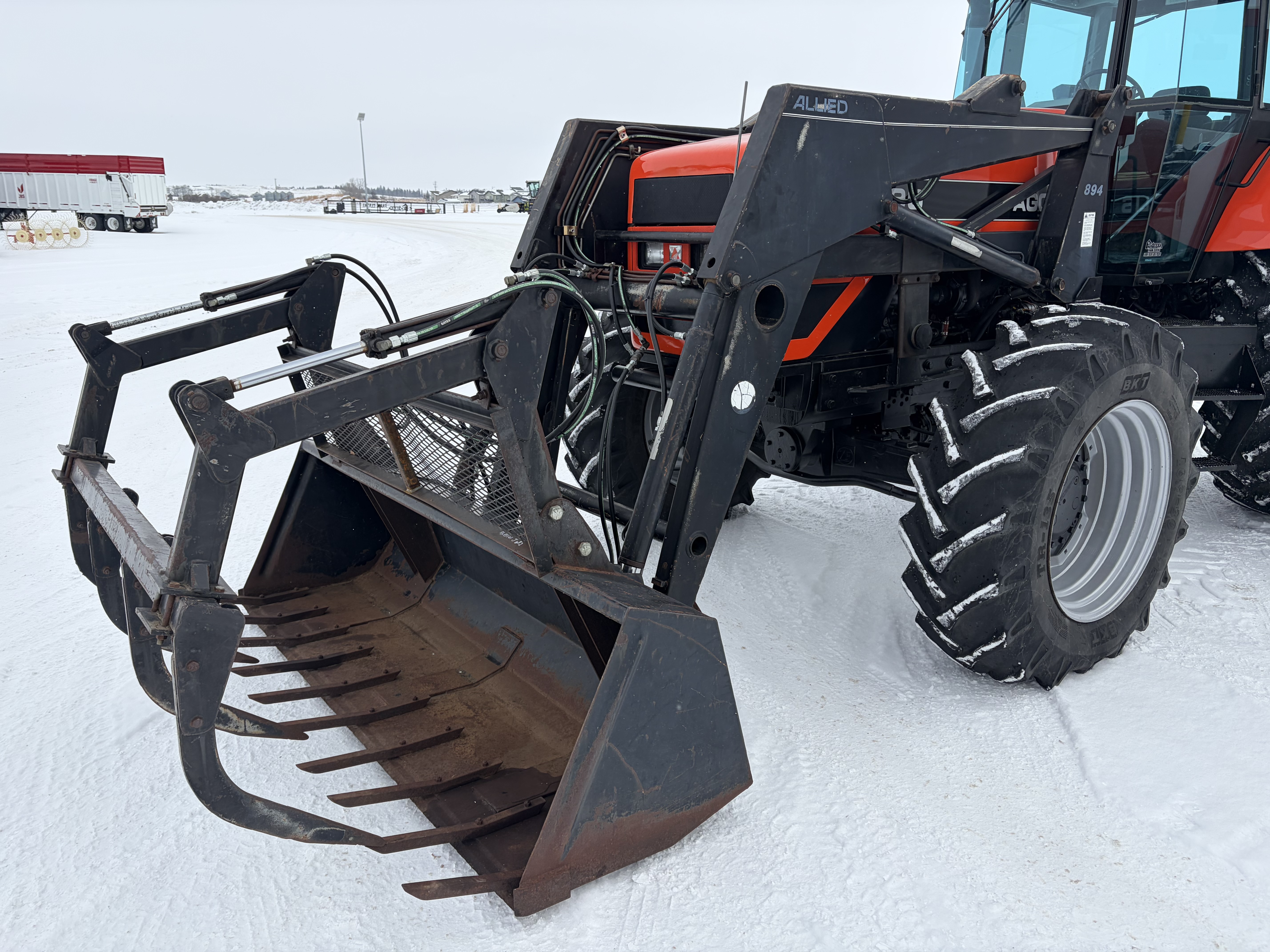 1994 AGCO Allis 9690 Tractor