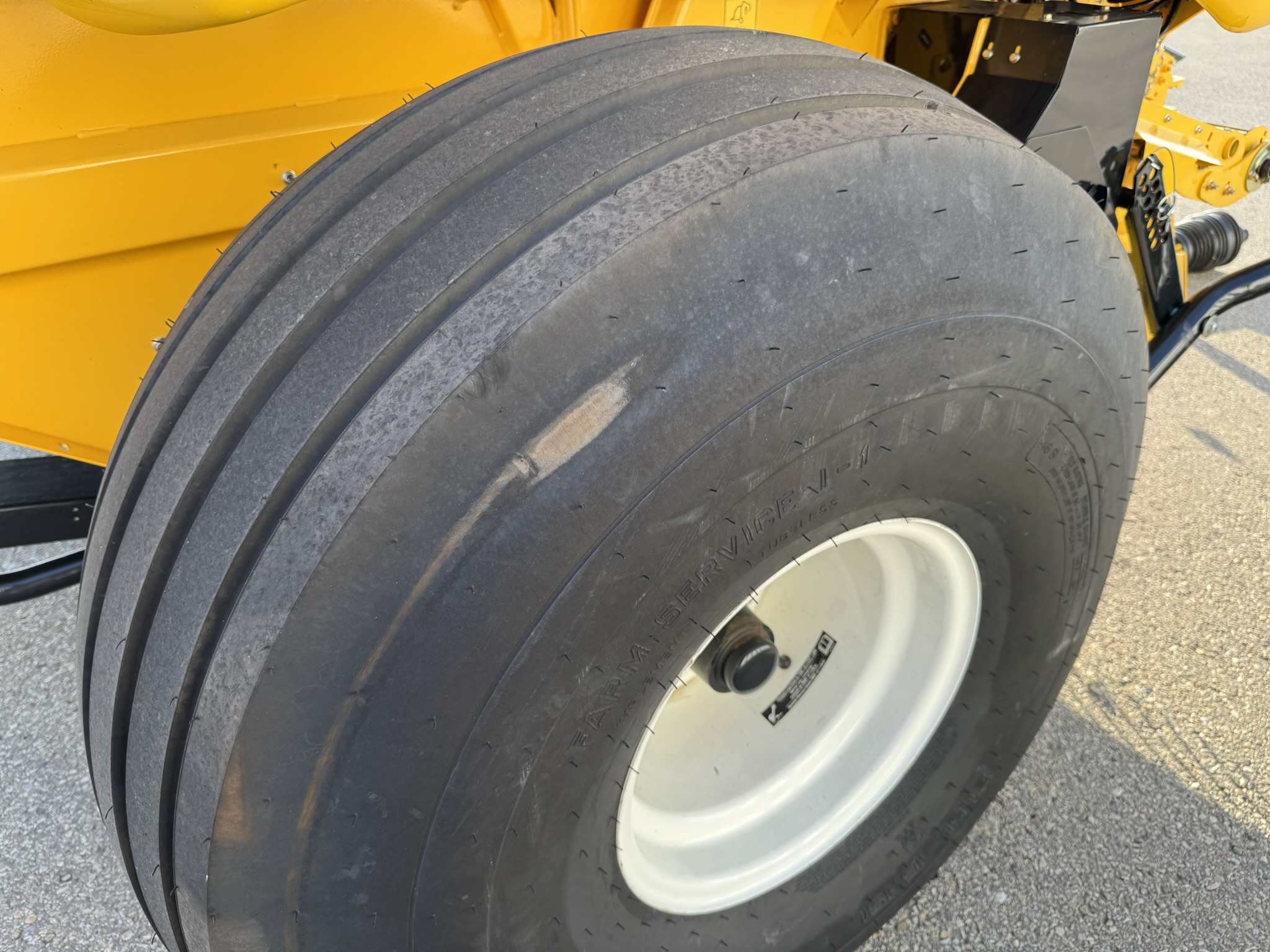 2022 New Holland Rollbelt 560 Baler/Round