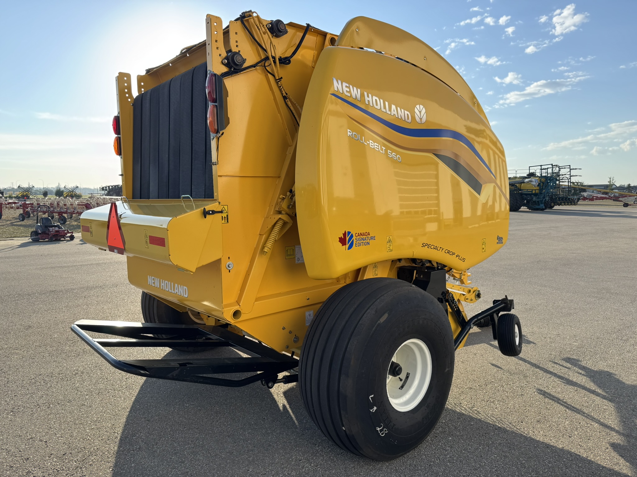 2022 New Holland Rollbelt 560 Baler/Round
