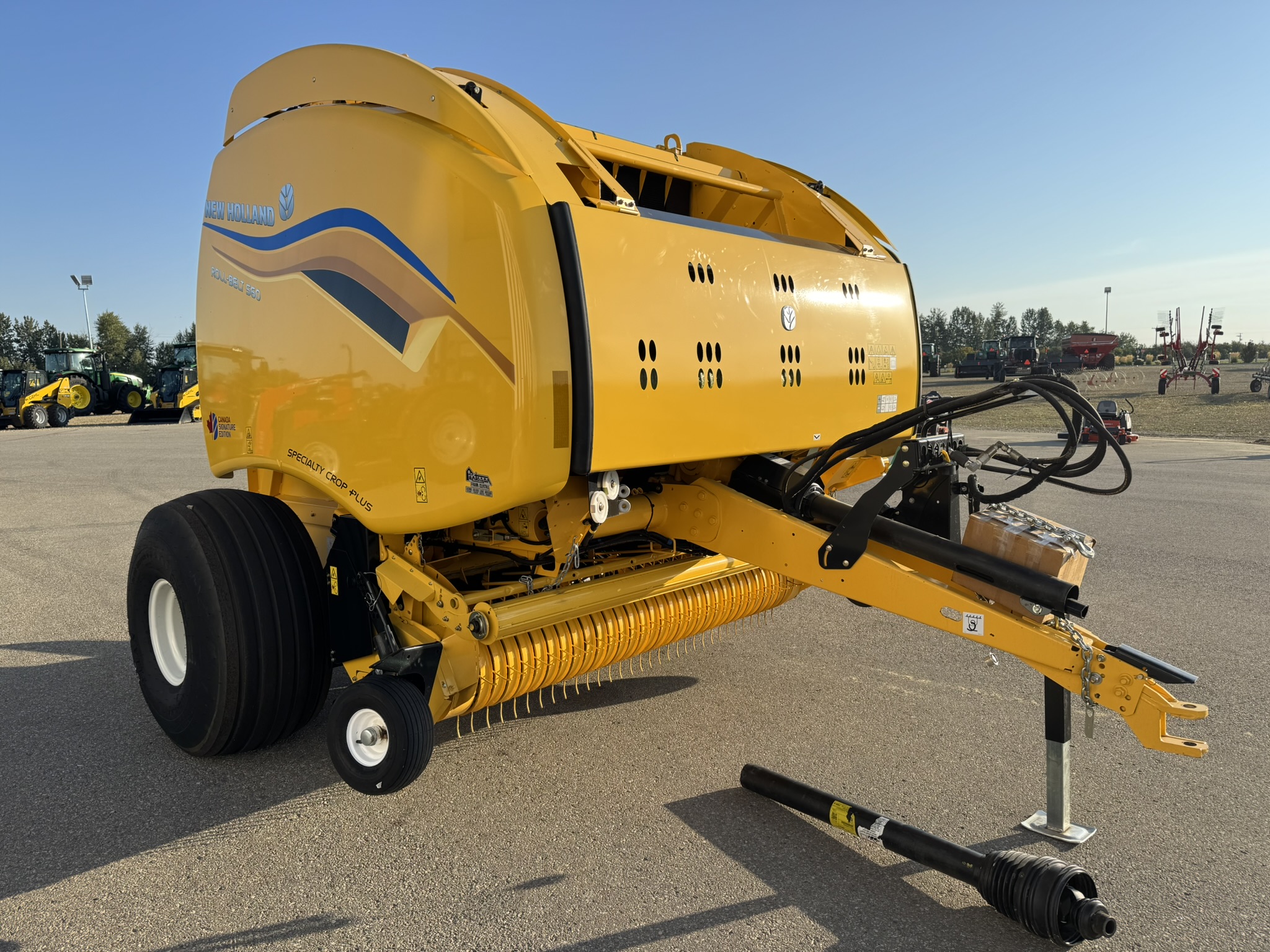 2022 New Holland Rollbelt 560 Baler/Round