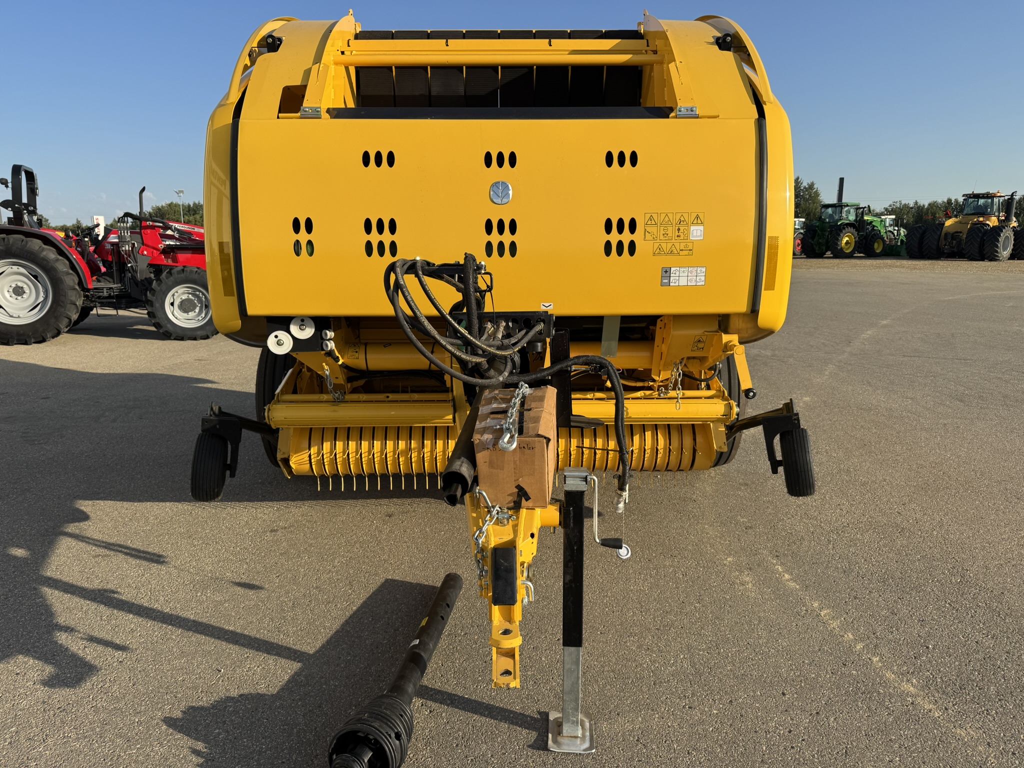2022 New Holland Rollbelt 560 Baler/Round