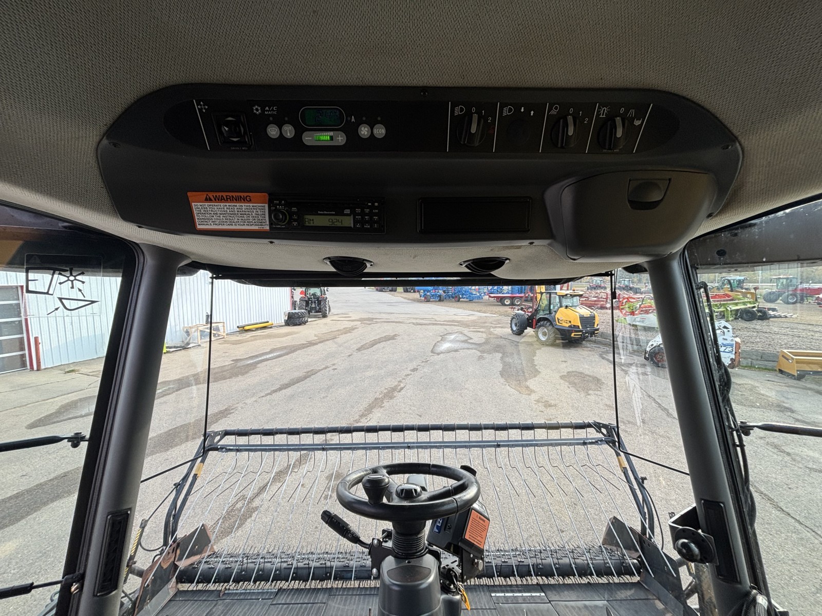 2005 Caterpillar 590R Combine