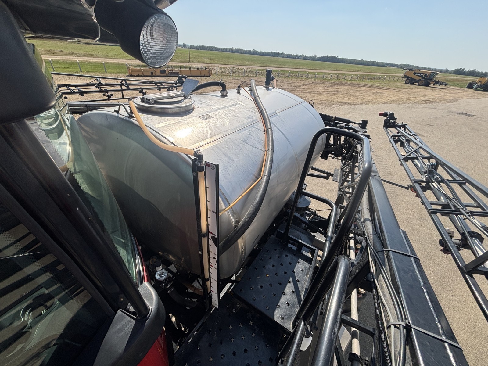 2016 Versatile SX280 Sprayer/High Clearance