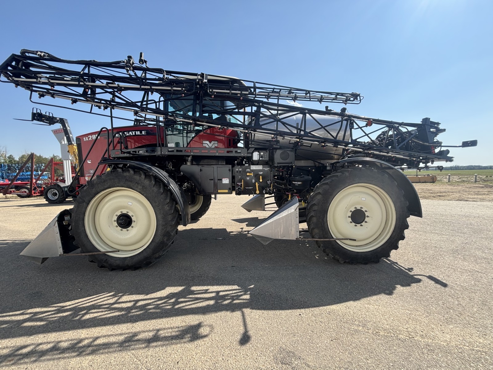 2016 Versatile SX280 Sprayer/High Clearance