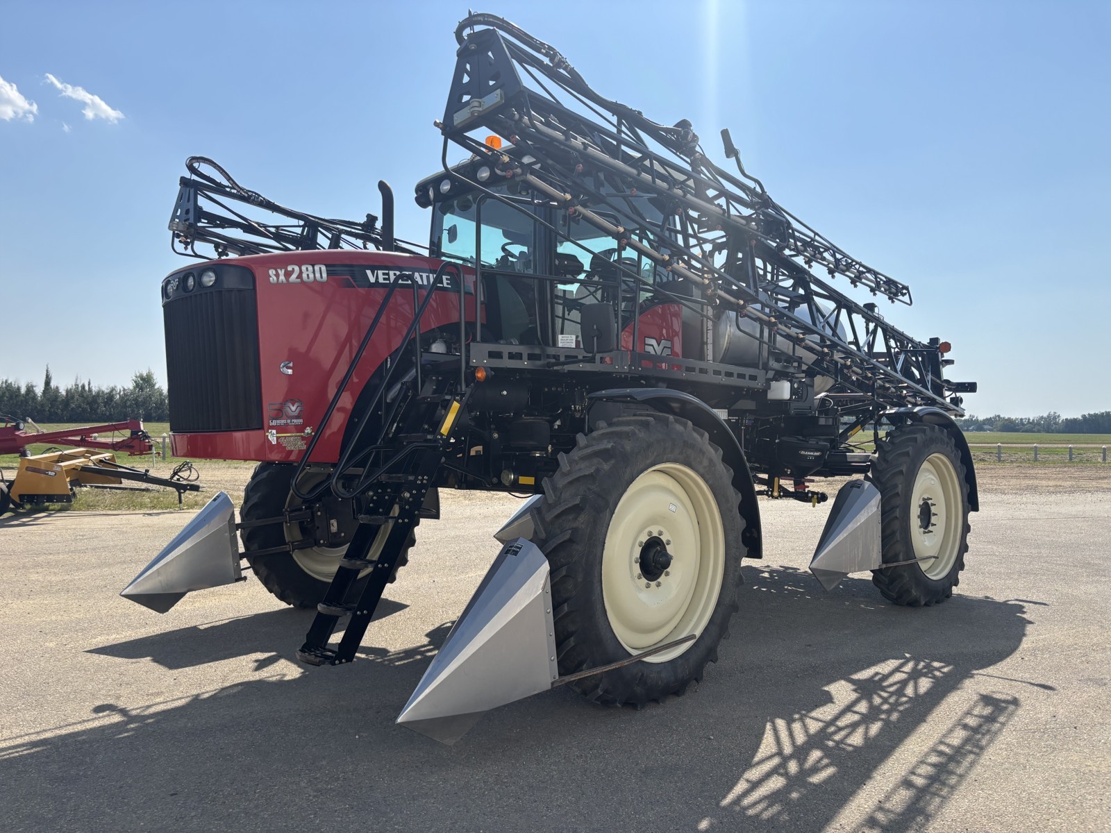 2016 Versatile SX280 Sprayer/High Clearance