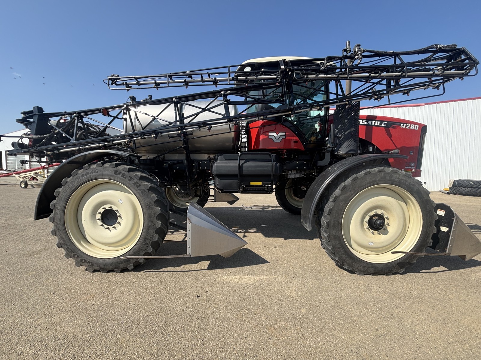 2016 Versatile SX280 Sprayer/High Clearance