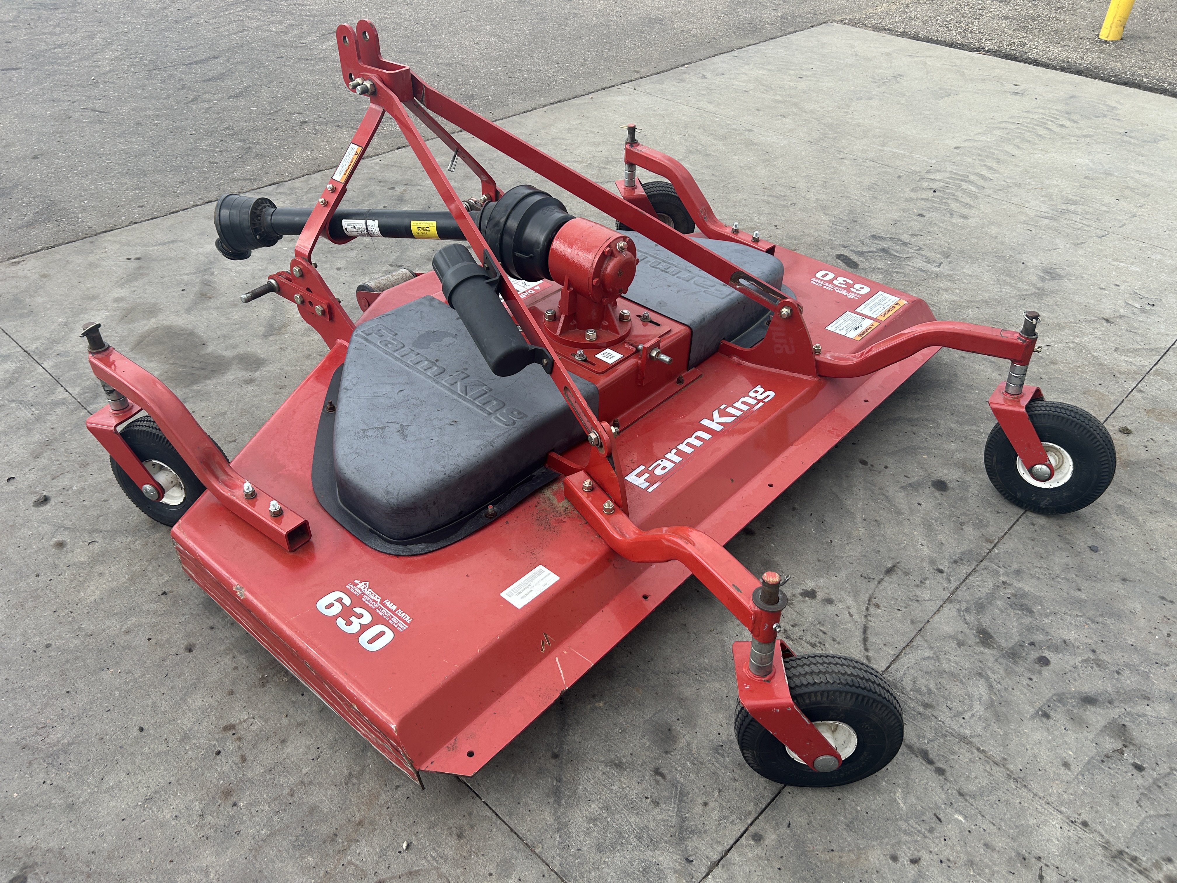 2019 Farm King Y630 Mower/Finishing