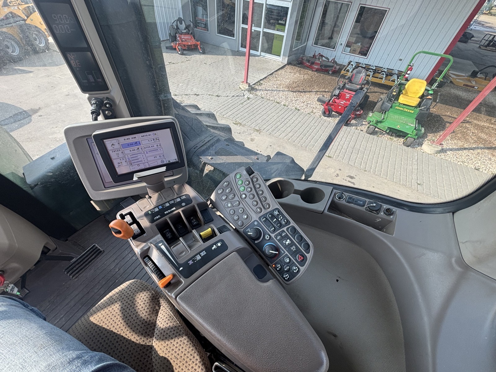 2013 John Deere 9360R Tractor