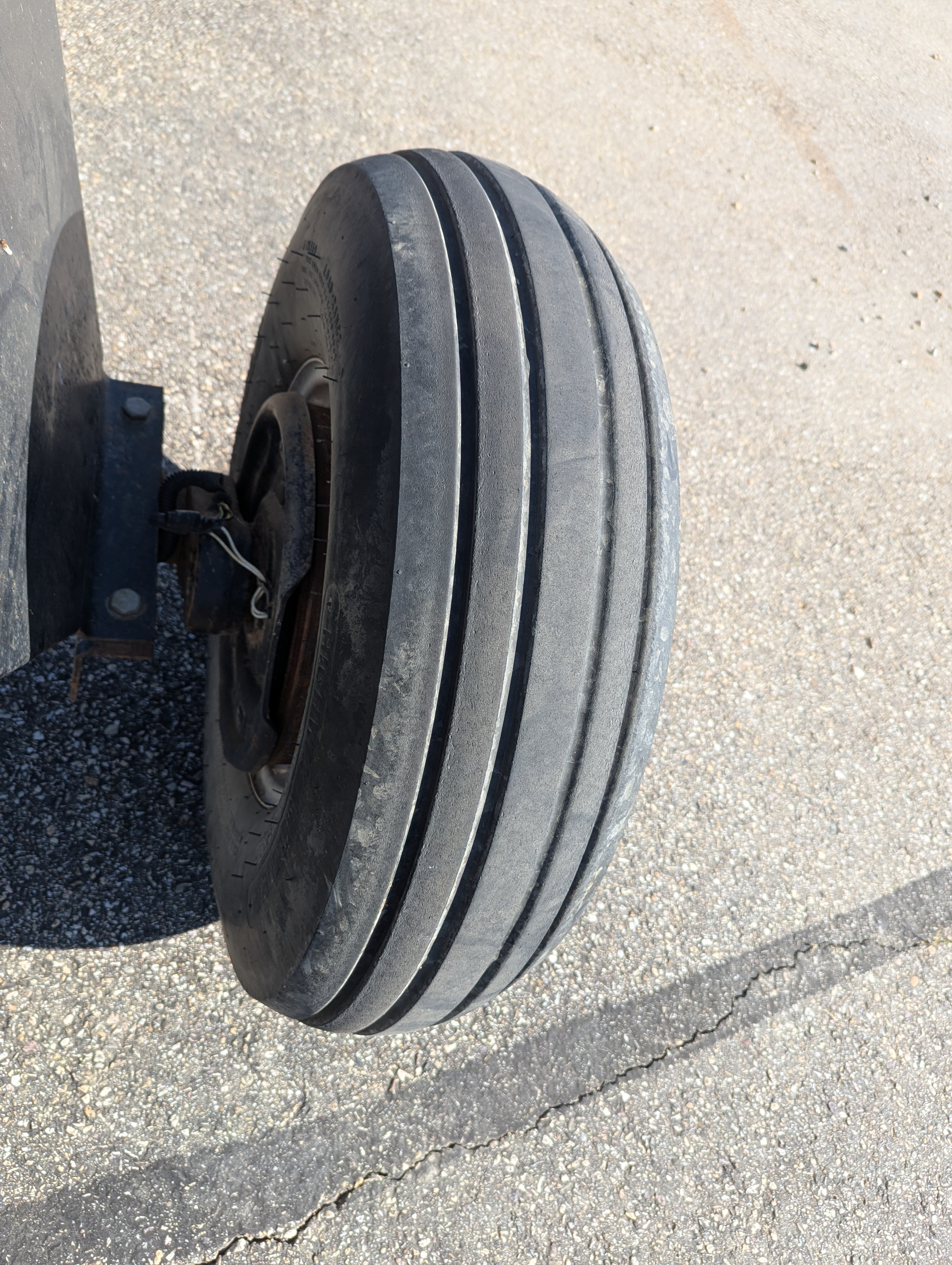 Stud King MD42 Header Transport