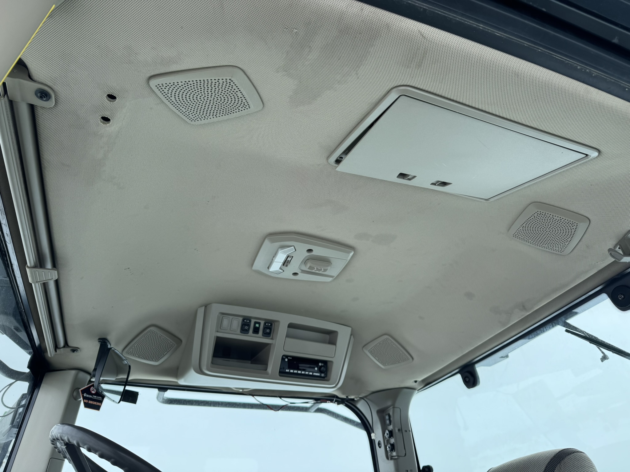 2021 John Deere 7R 290 Tractor