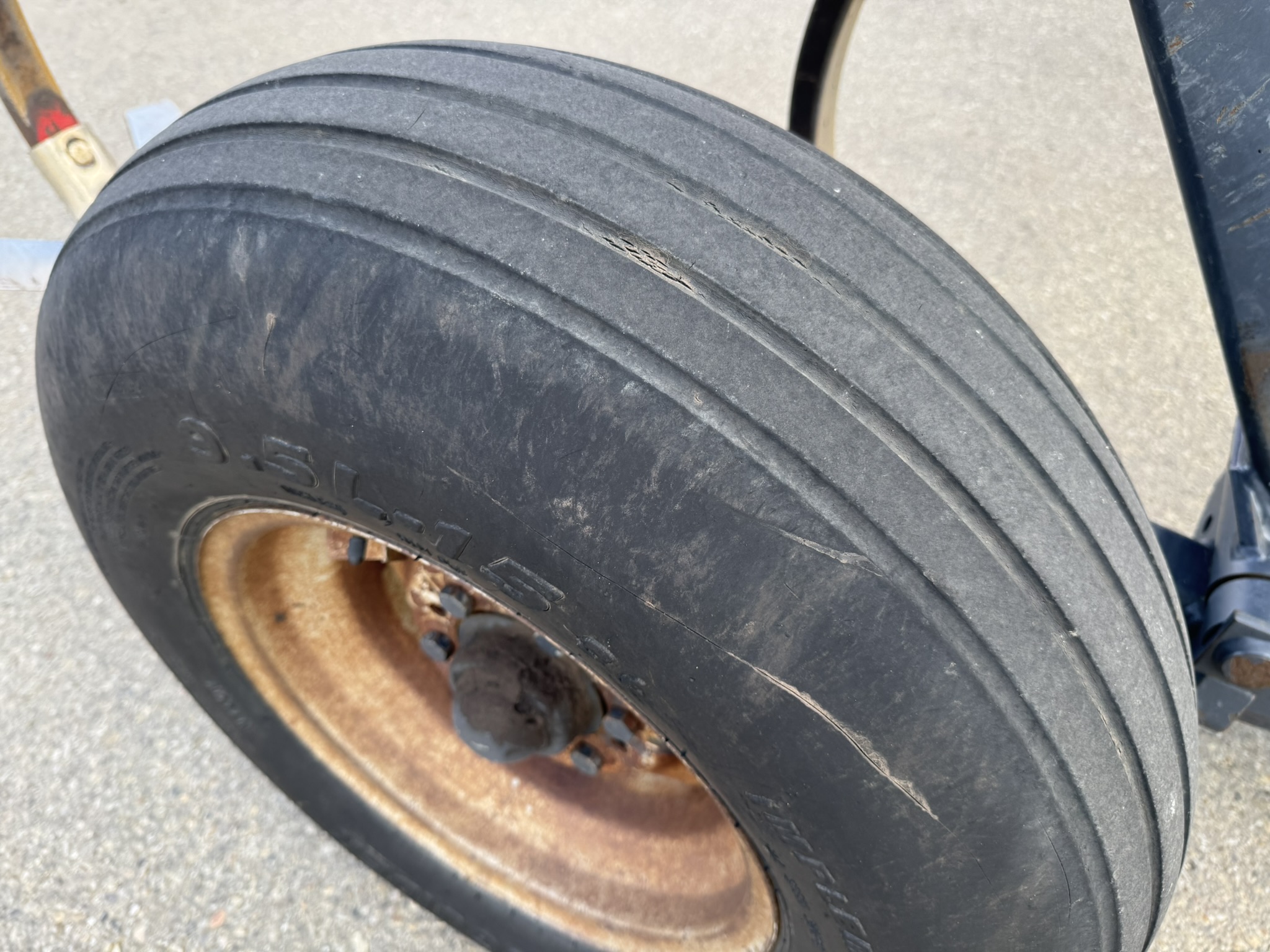 Flexi-Coil 820 Chisel Plow