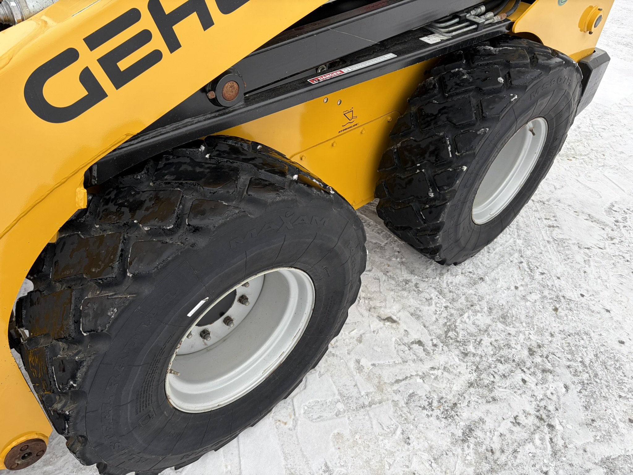 2021 Gehl V330 Skid Steer Loader