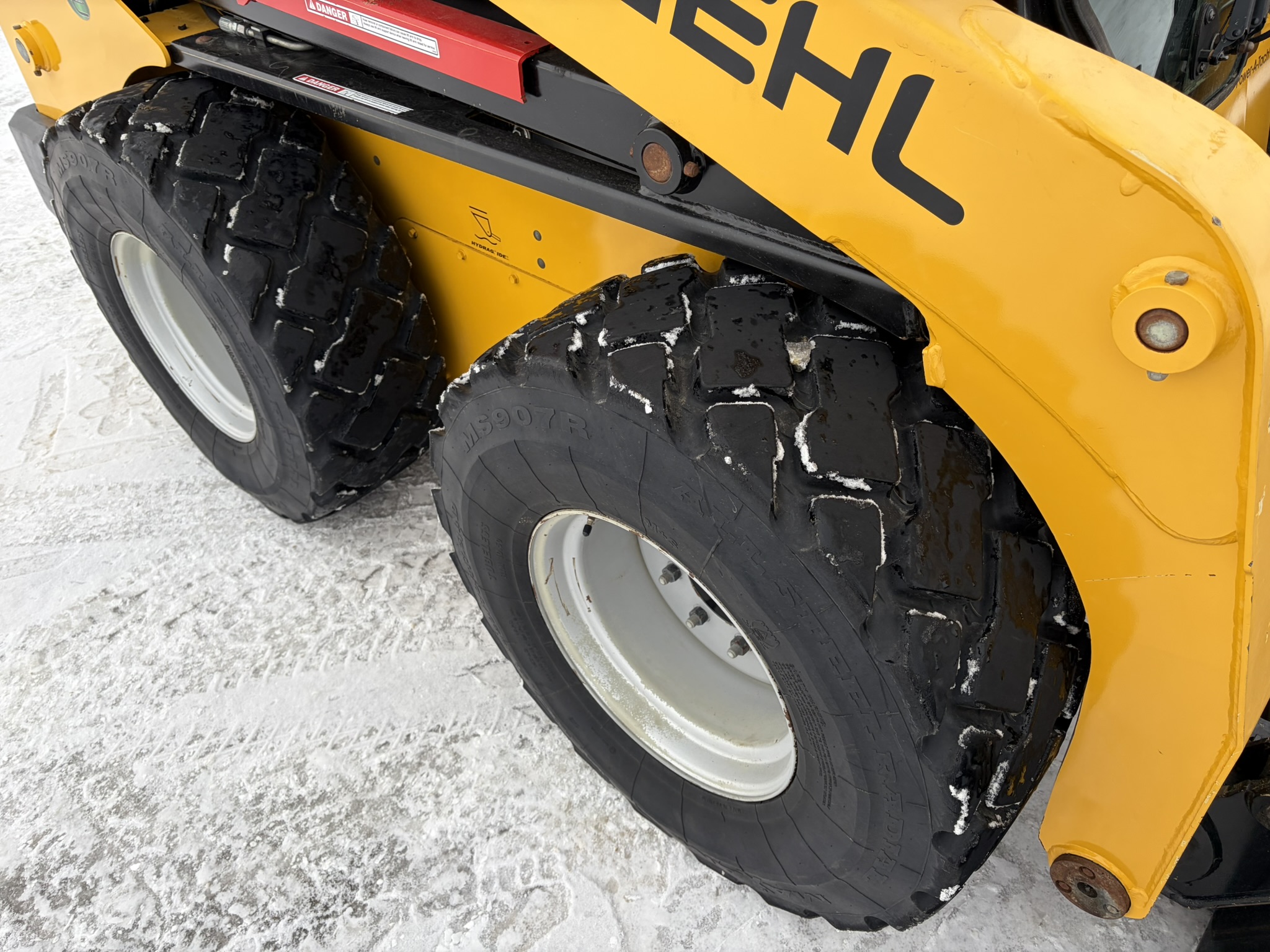 2021 Gehl V330 Skid Steer Loader