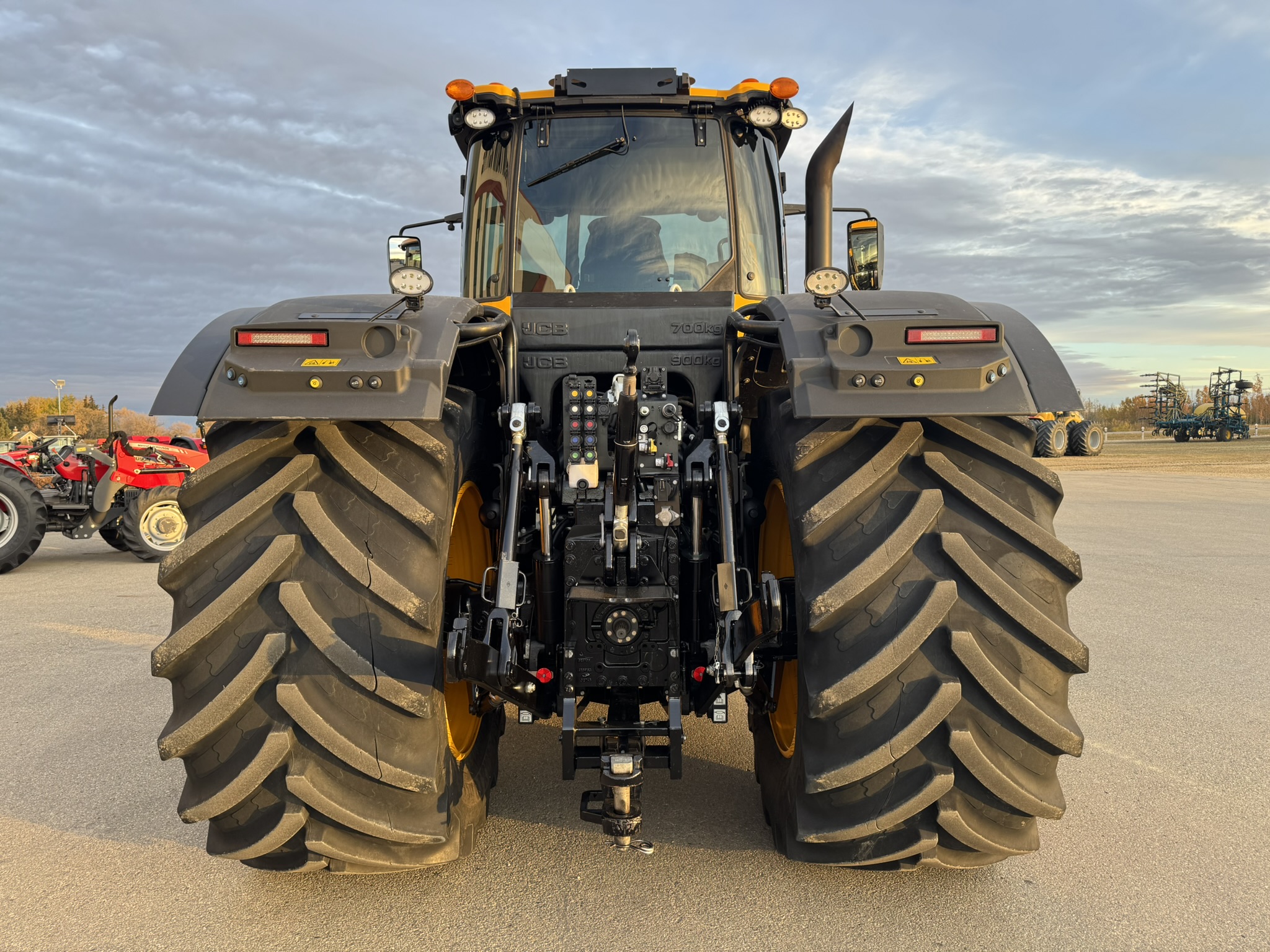 JCB 8330 Tractor 4WD