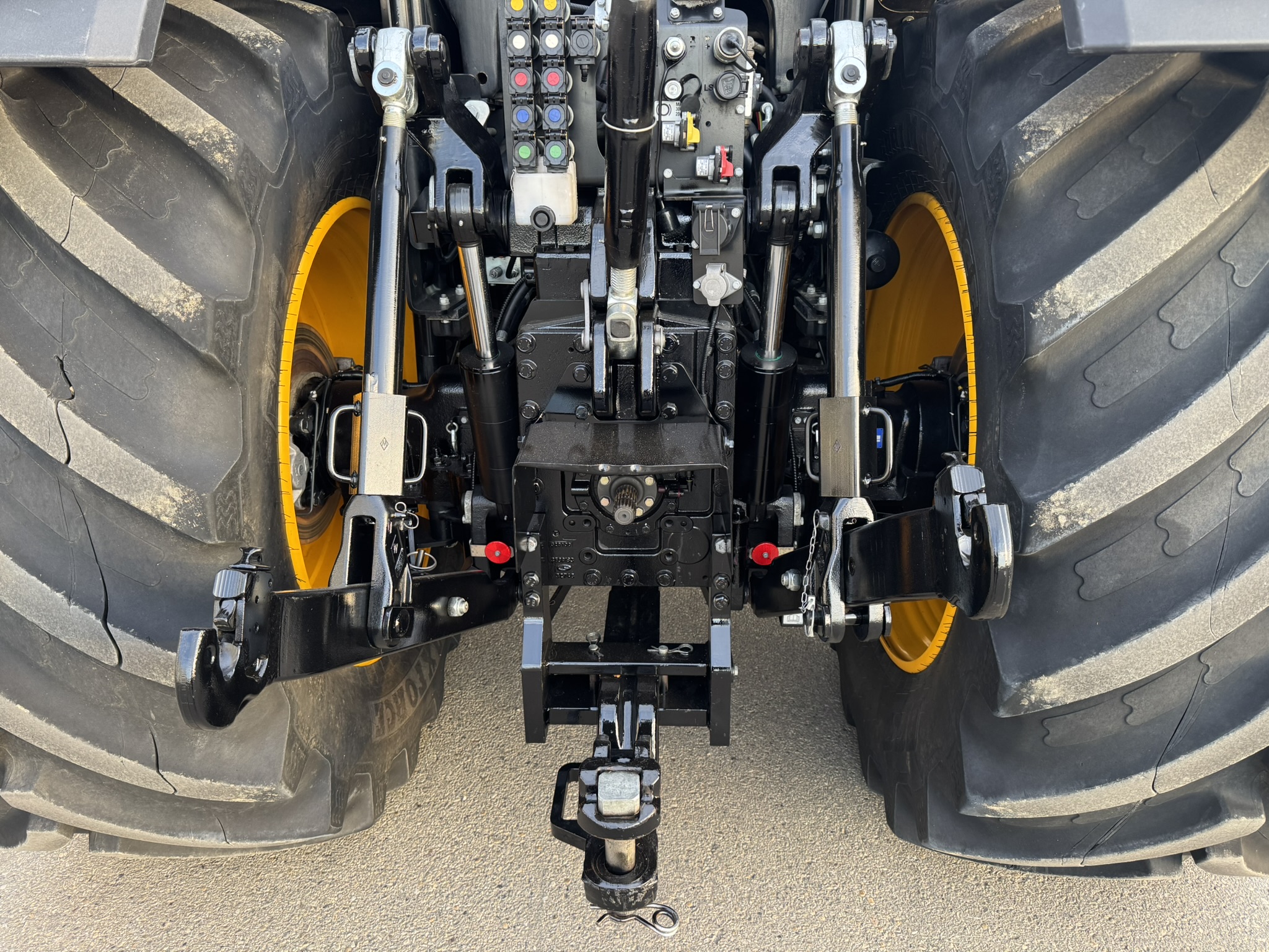 JCB 8330 Tractor 4WD