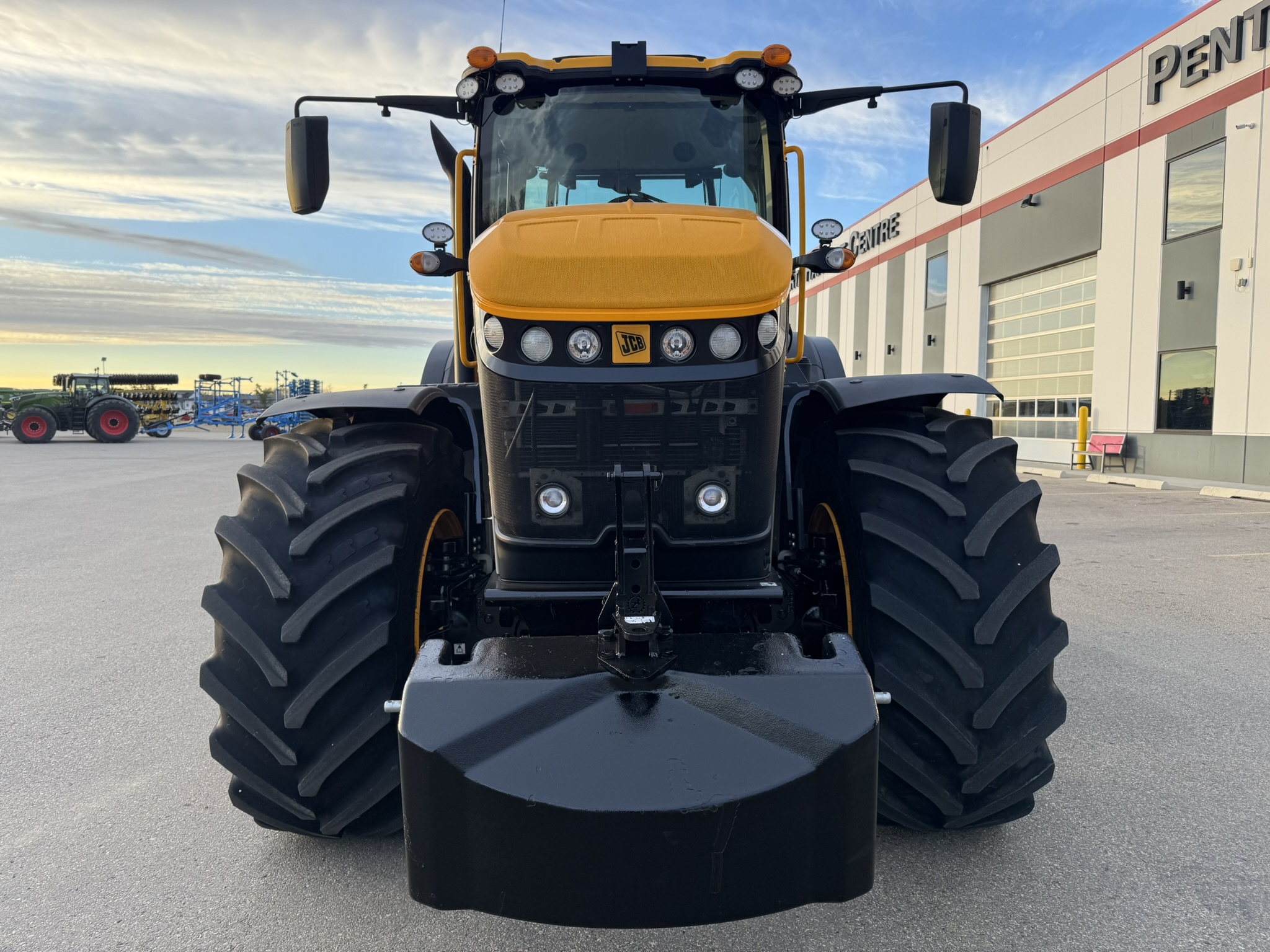 JCB 8330 Tractor 4WD