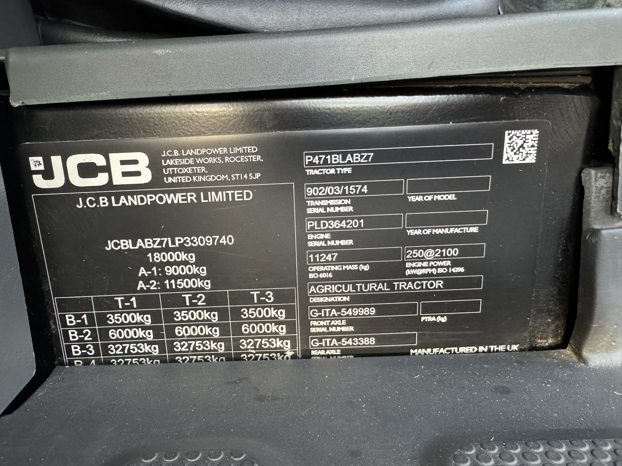 JCB 8330 Tractor 4WD