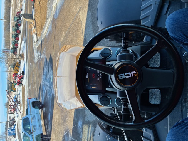 2023 JCB 8330 Tractor 4WD