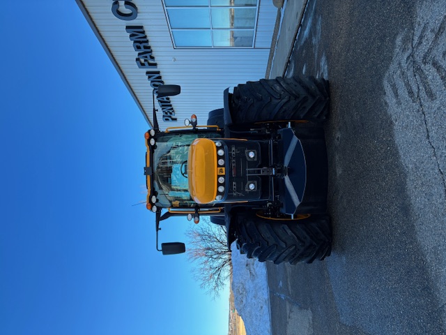 2023 JCB 8330 Tractor 4WD