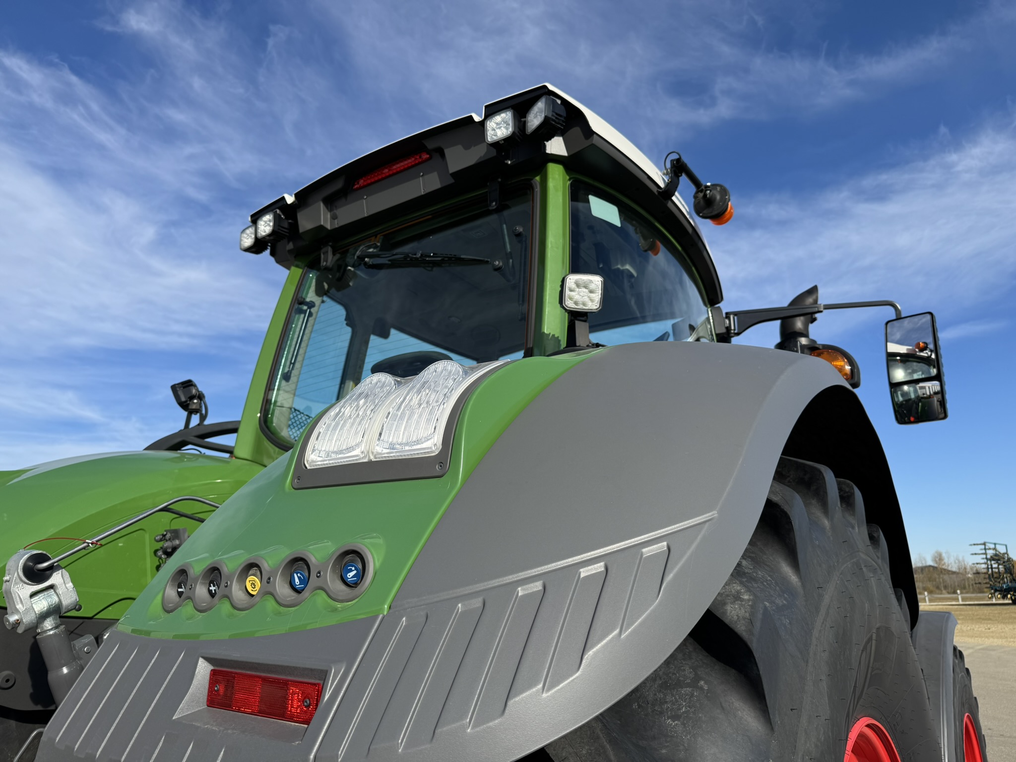 2023 Fendt 1042 Gen3 Tractor