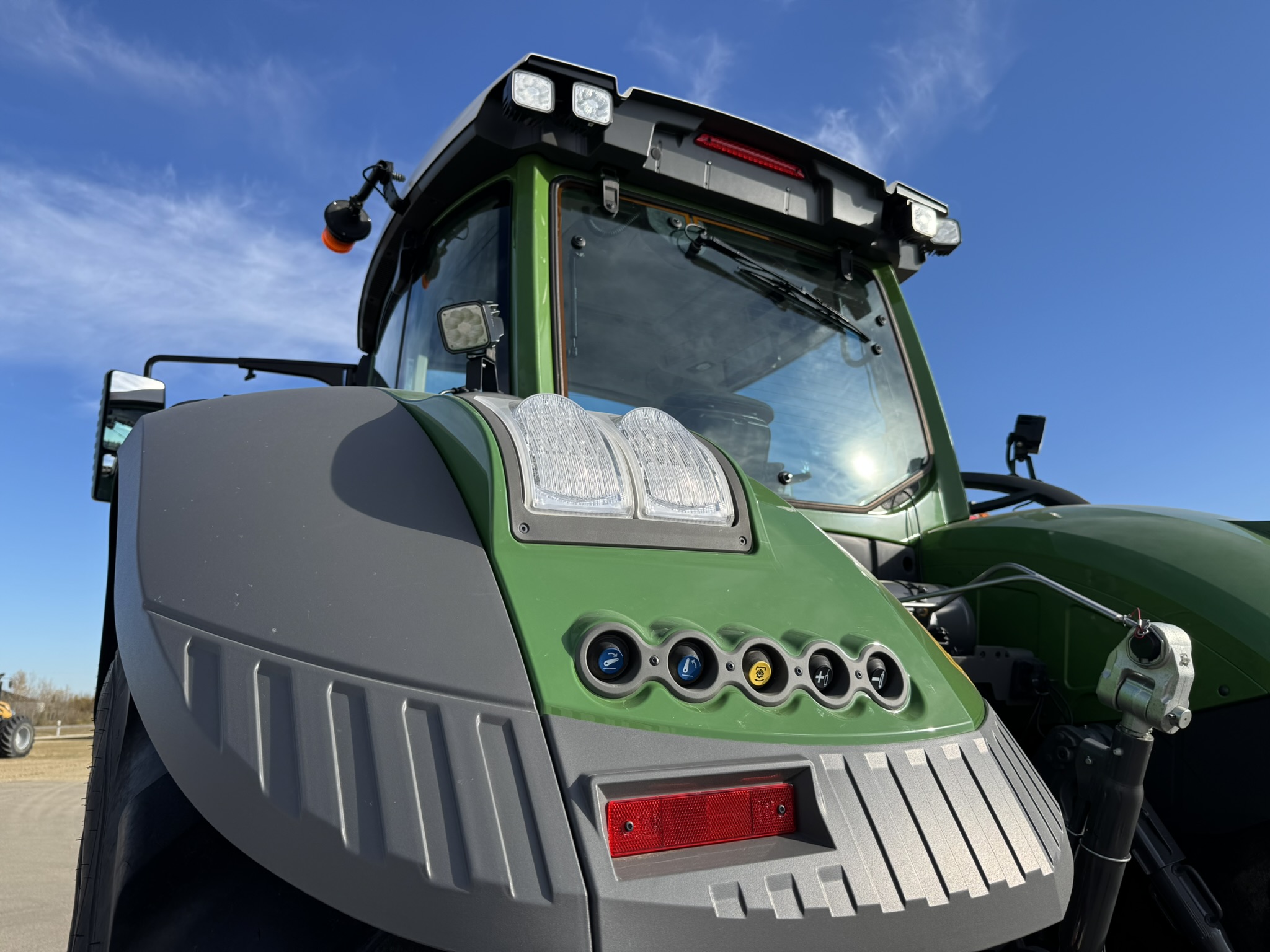 2023 Fendt 1042 Gen3 Tractor