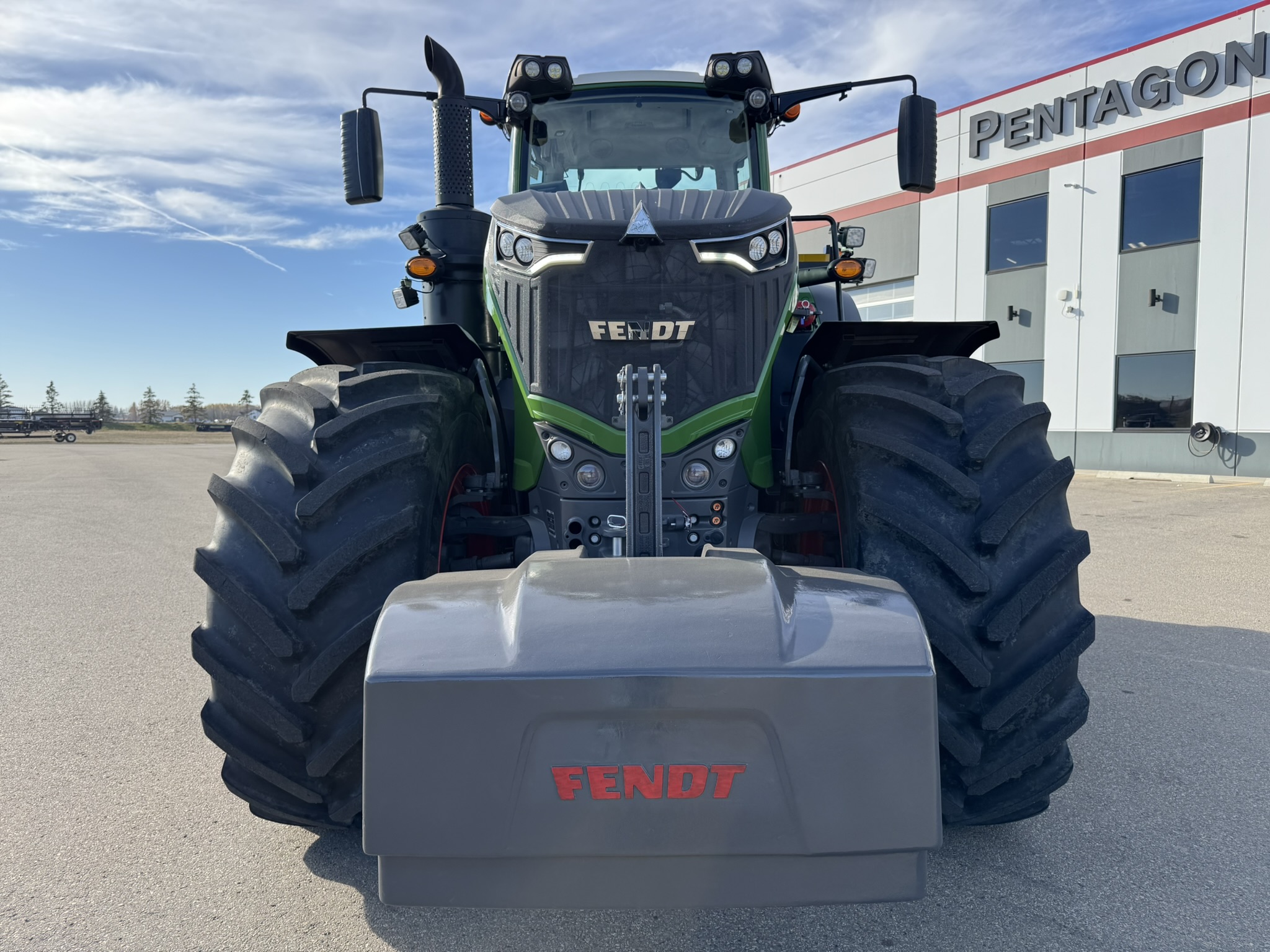 2023 Fendt 1042 Gen3 Tractor