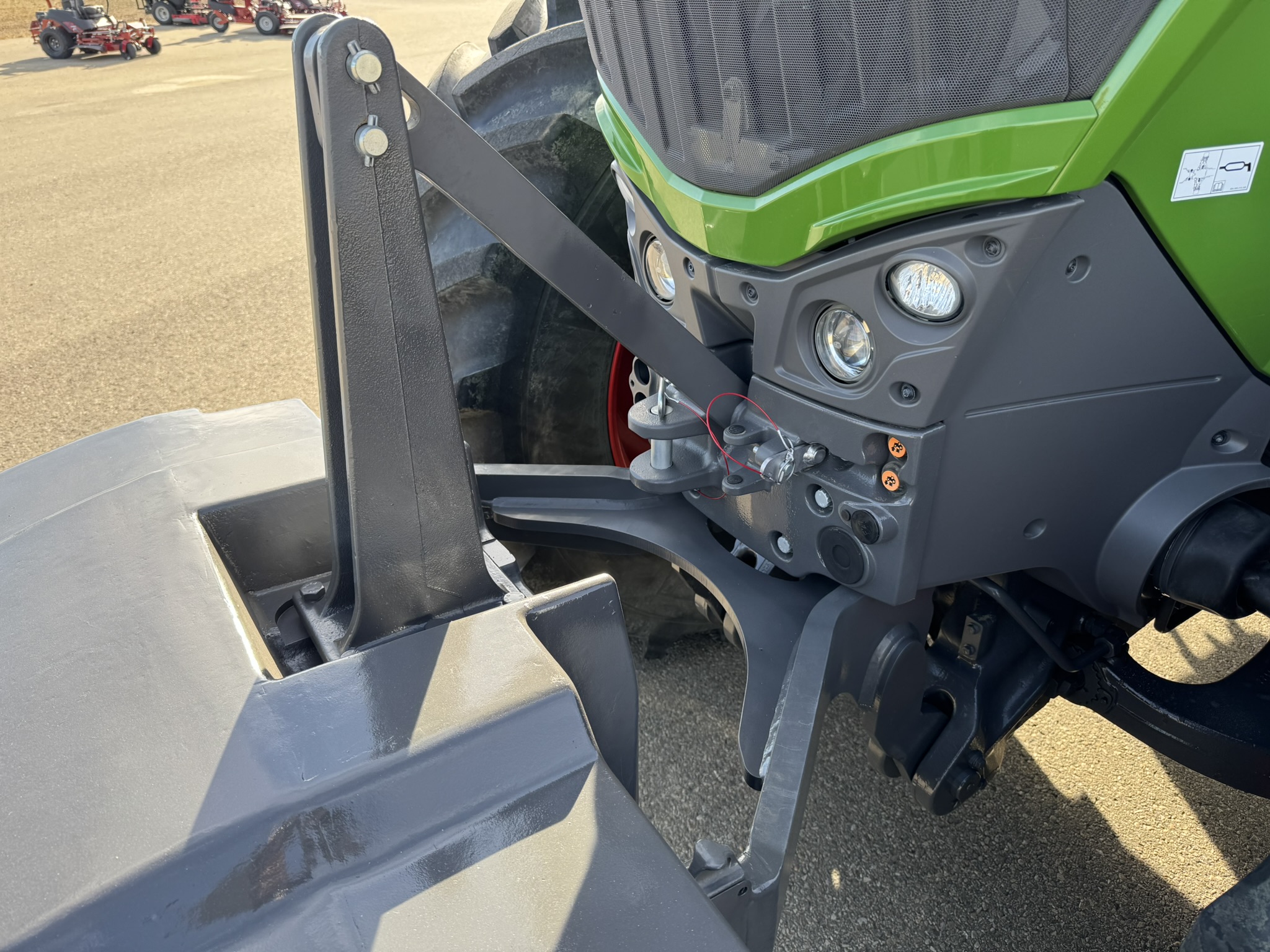 2023 Fendt 1042 Gen3 Tractor