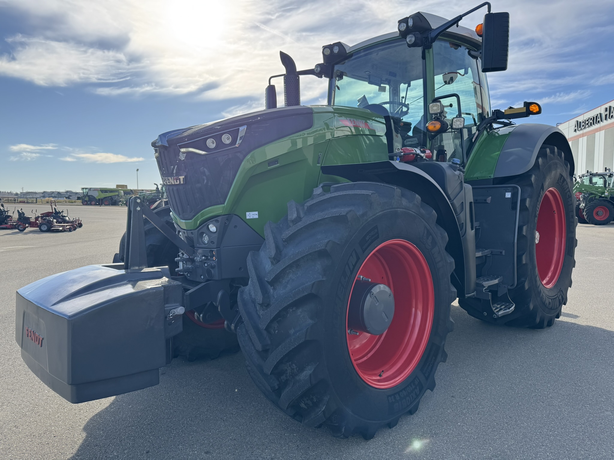 2023 Fendt 1042 Gen3 Tractor