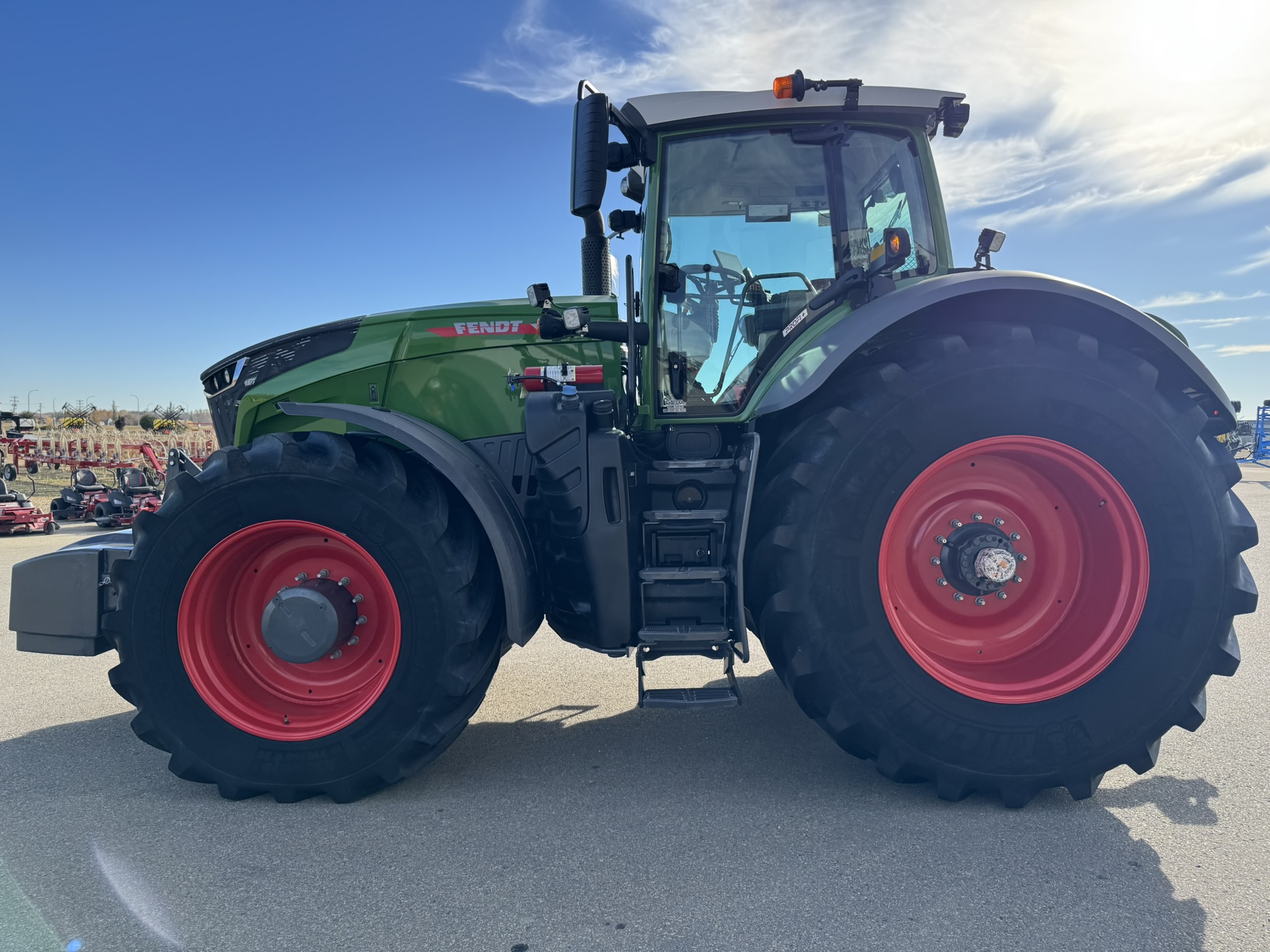 2023 Fendt 1042 Gen3 Tractor
